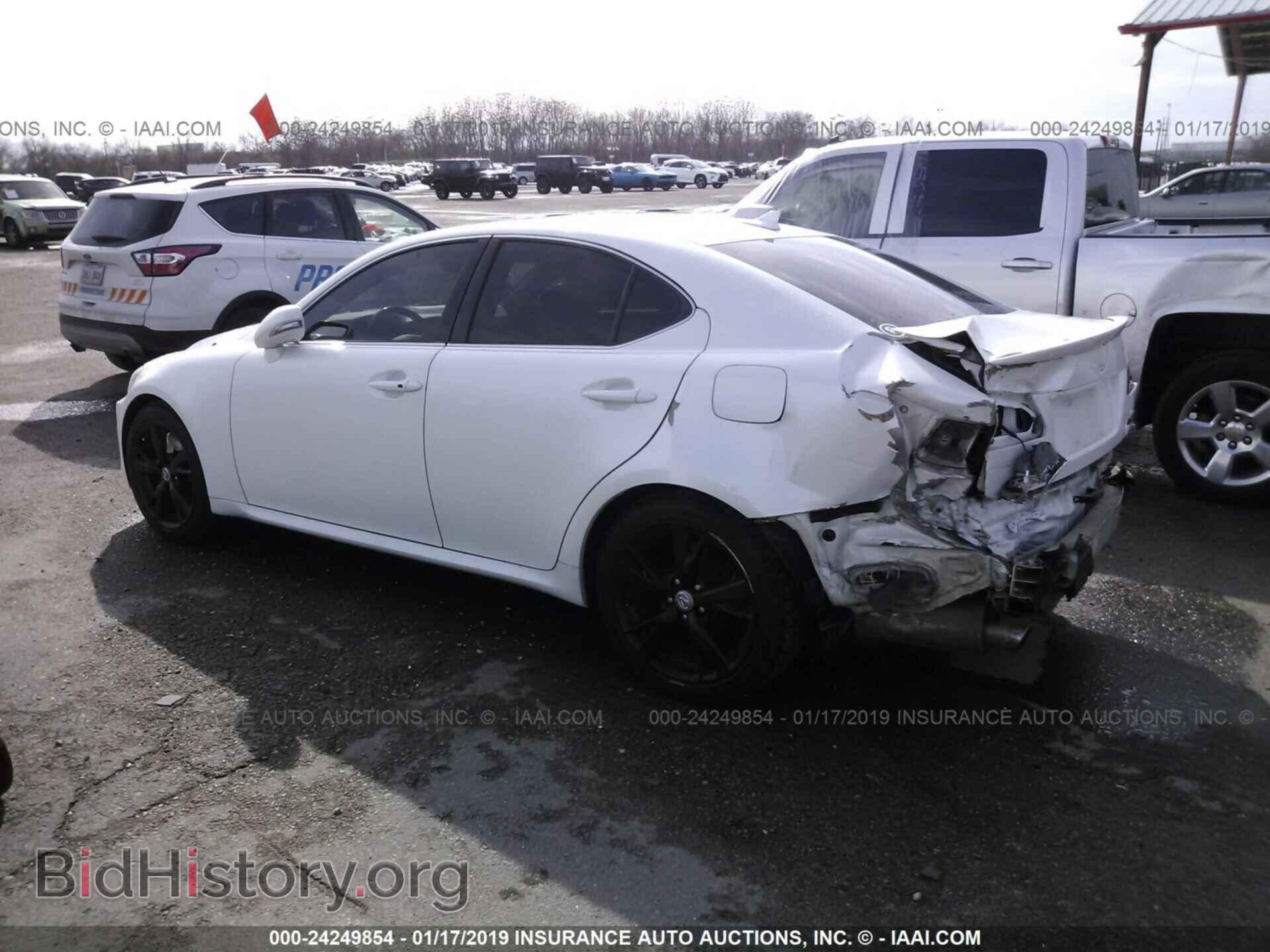 2011 LEXUS IS - VIN: JTHBF5C29B5131398 - Фото 3