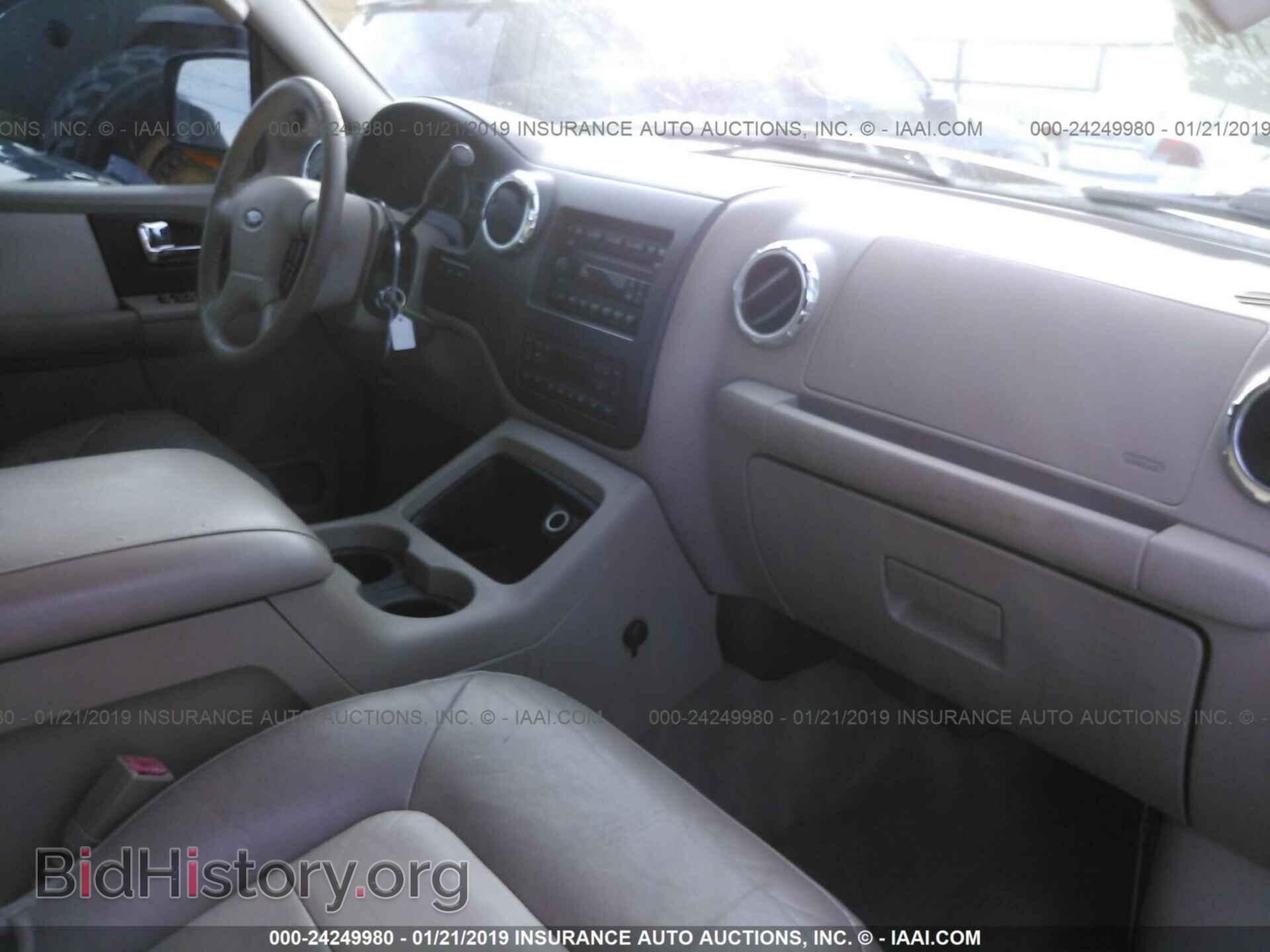 2006 FORD EXPEDITION - VIN: 1FMPU17536LA24497 - Фото 5
