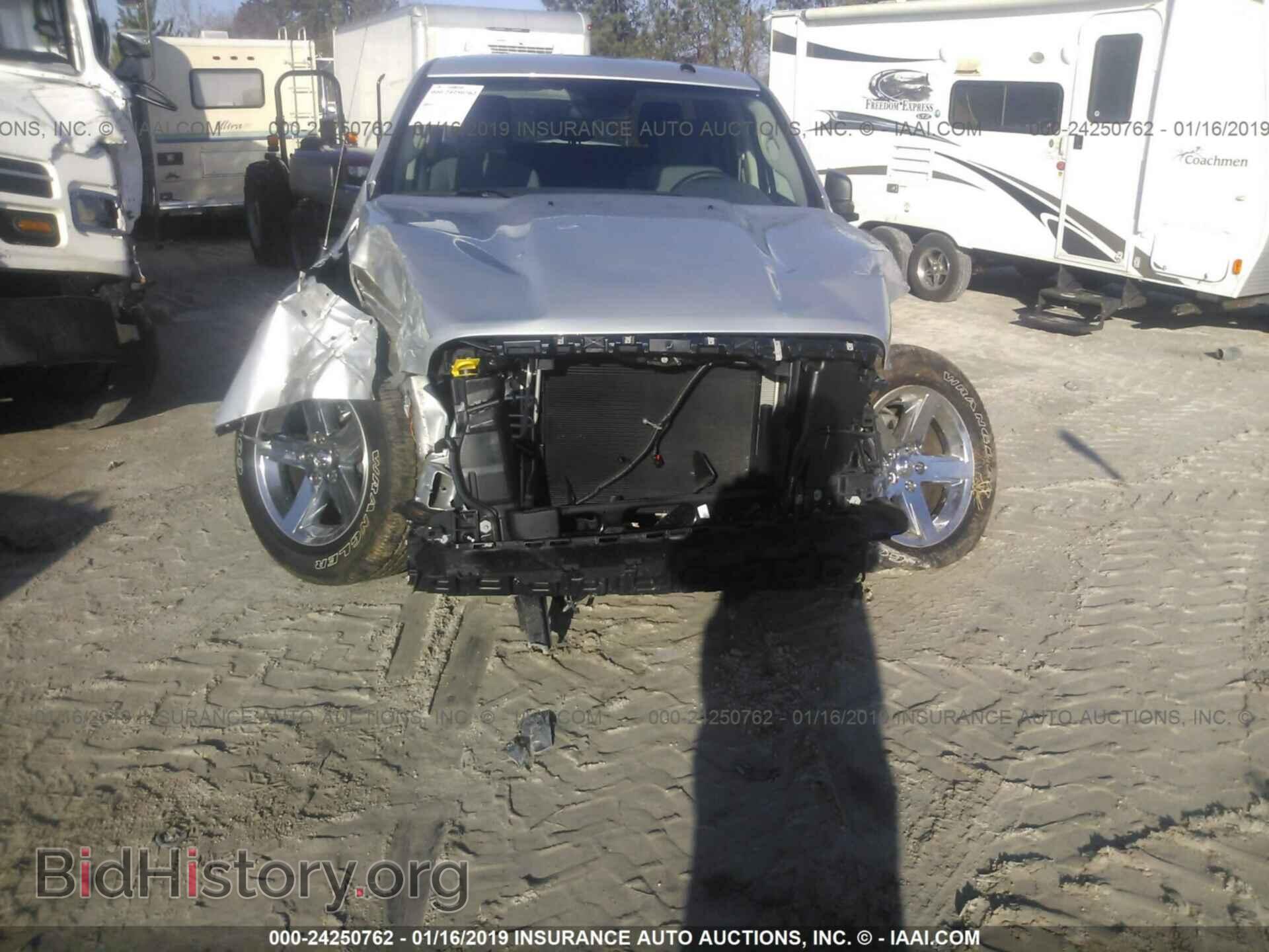 2017 RAM 1500 - VIN: 3C6RR7KT8HG784262 - Фото 6