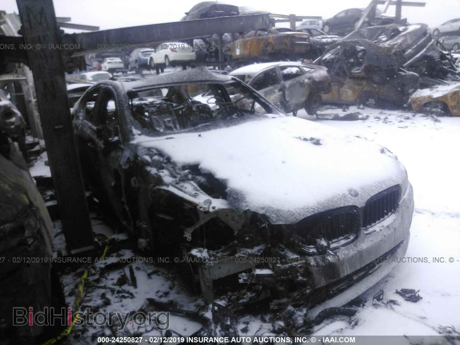 Photo WBAJE7C39HG479524 - BMW 540 2017