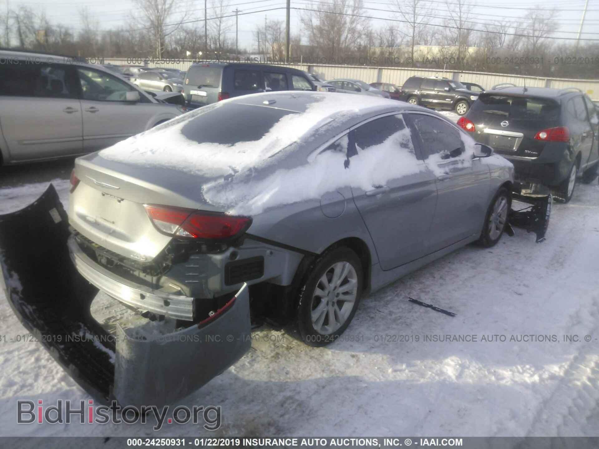 2016 CHRYSLER 200 - VIN: 1C3CCCAB2GN136668 - Фото 4