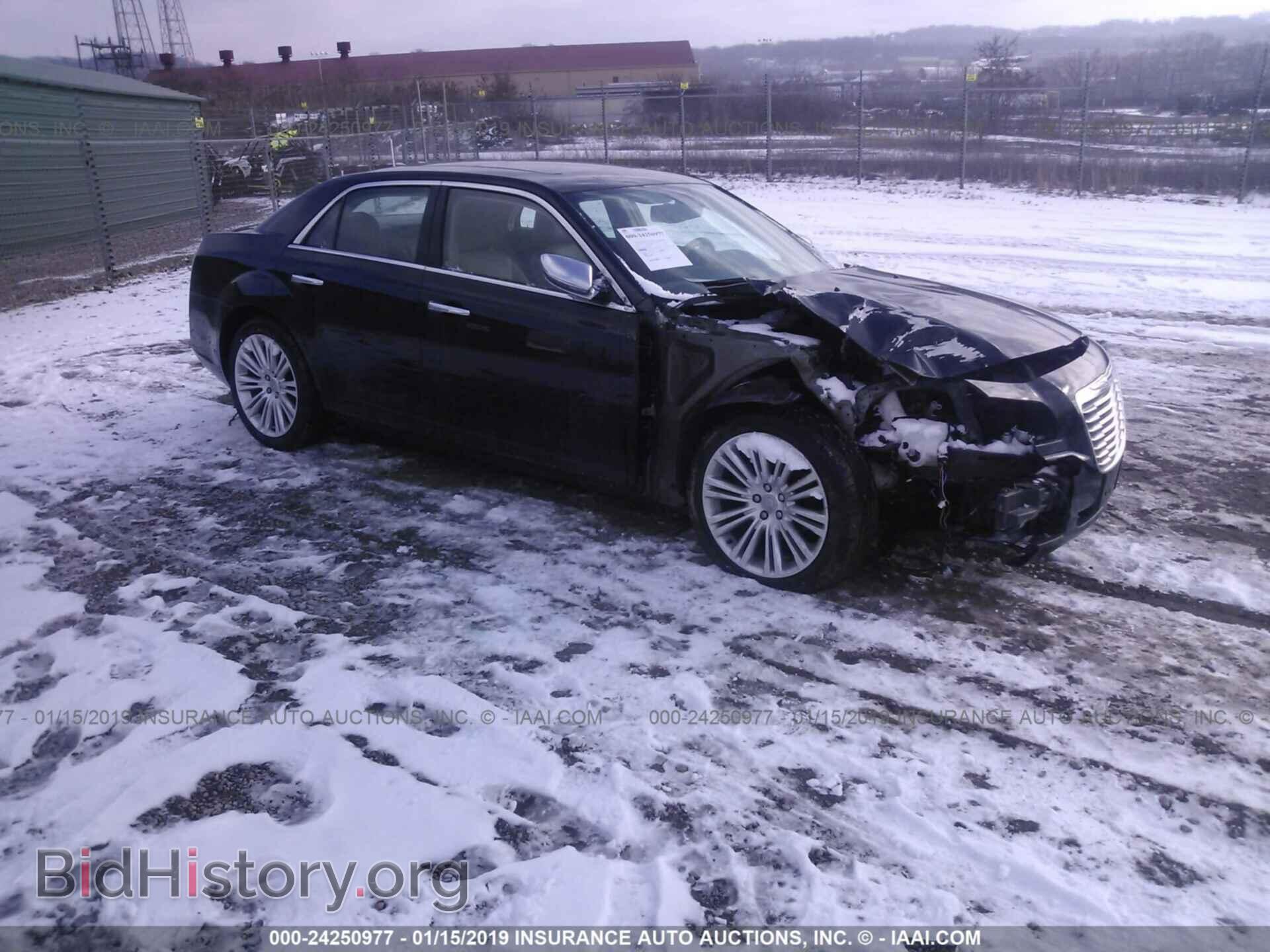 Фотография 2C3CCAEG5EH309583 - CHRYSLER 300C 2014