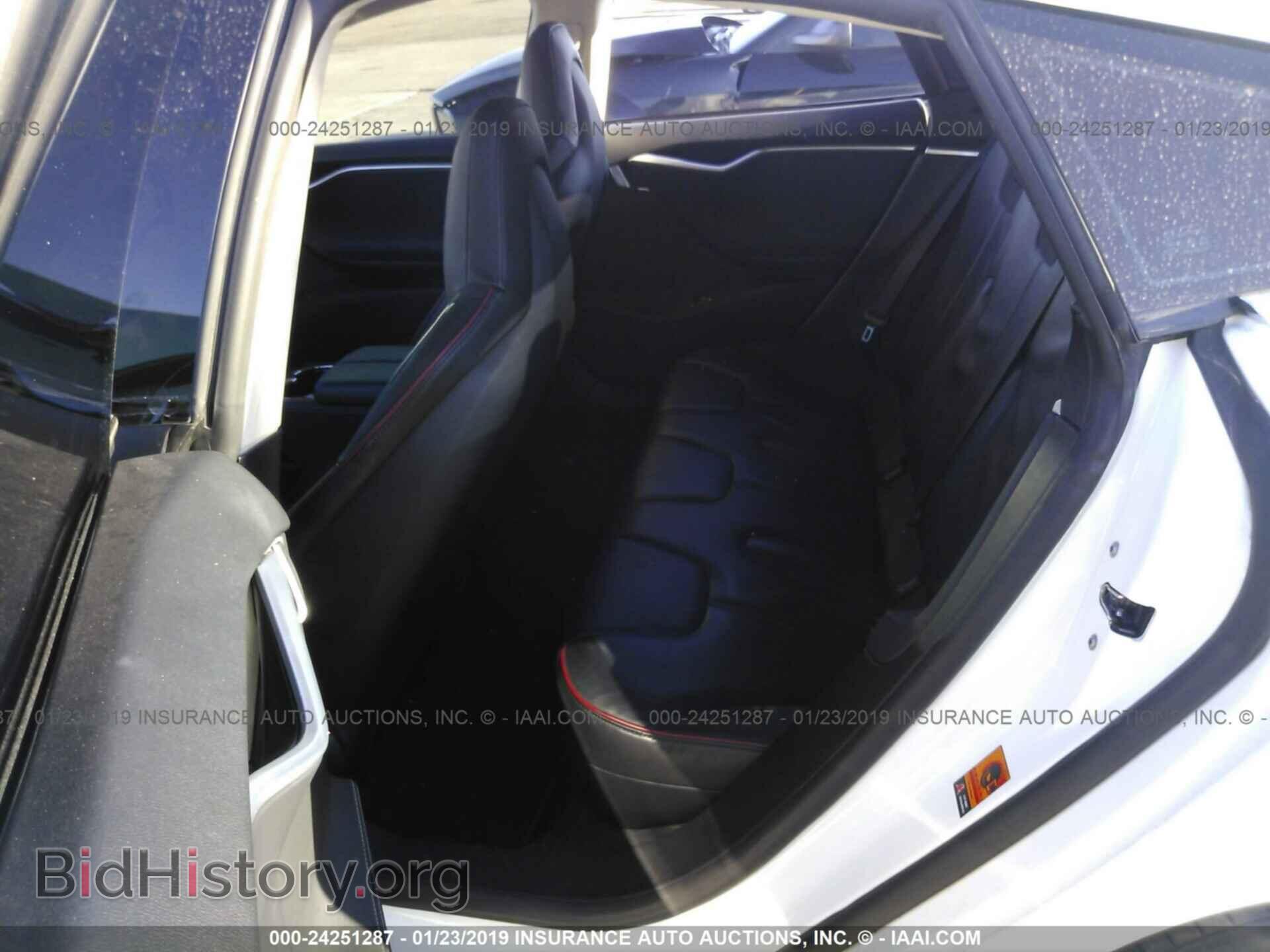 2013 TESLA MODEL S - VIN: 5YJSA1CG3DFP25670 - Фото 8