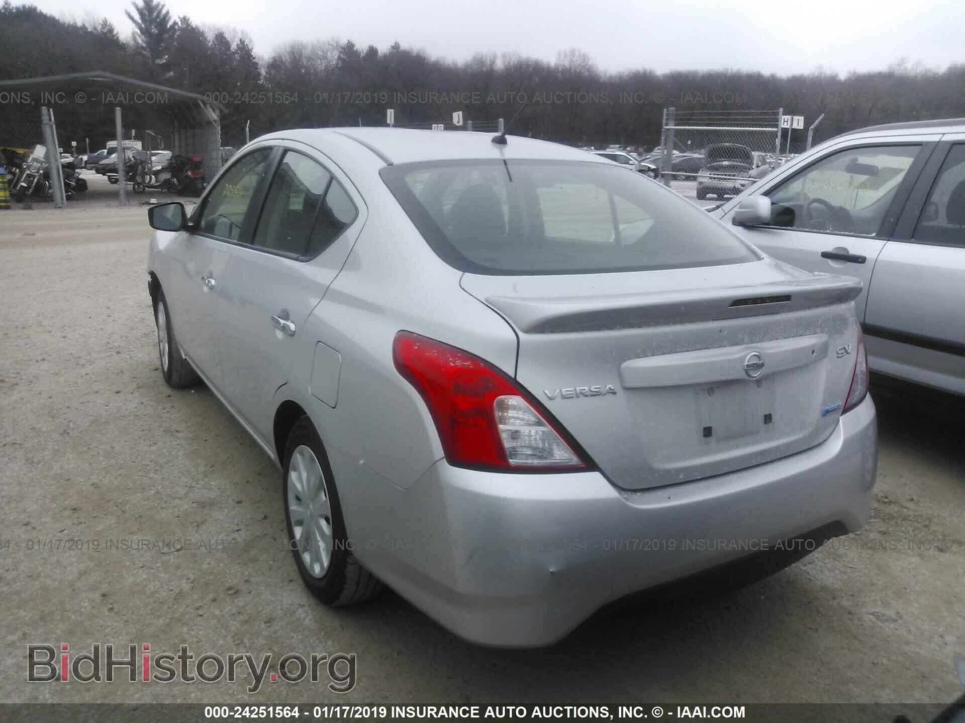 2016 NISSAN VERSA - VIN: 3N1CN7AP1GL877759 - Фото 3