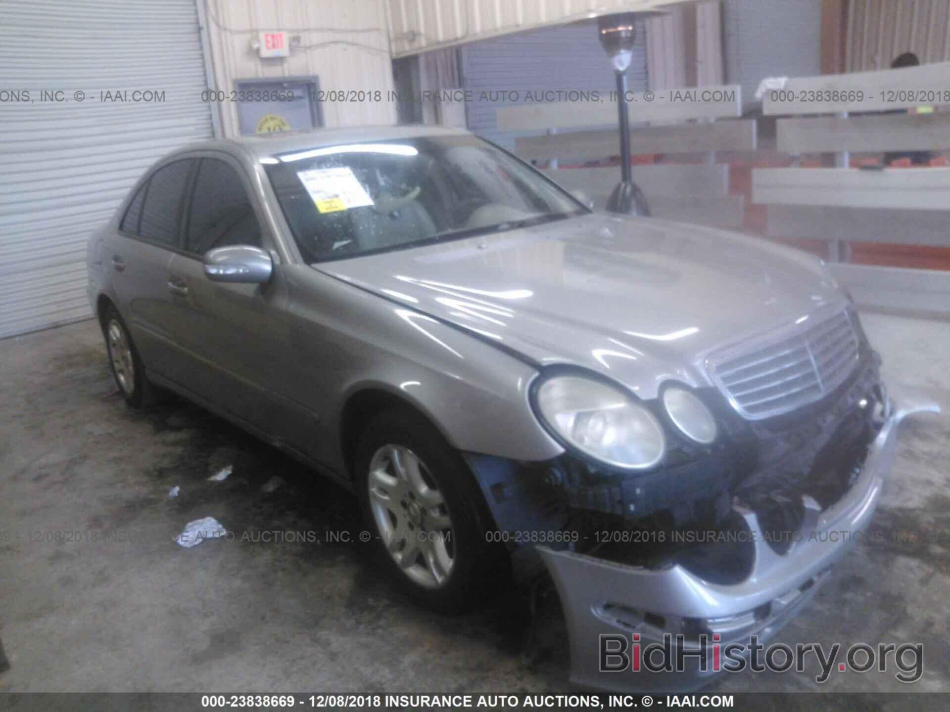 Photo WDBUF65J34A392796 - MERCEDES-BENZ E 2004