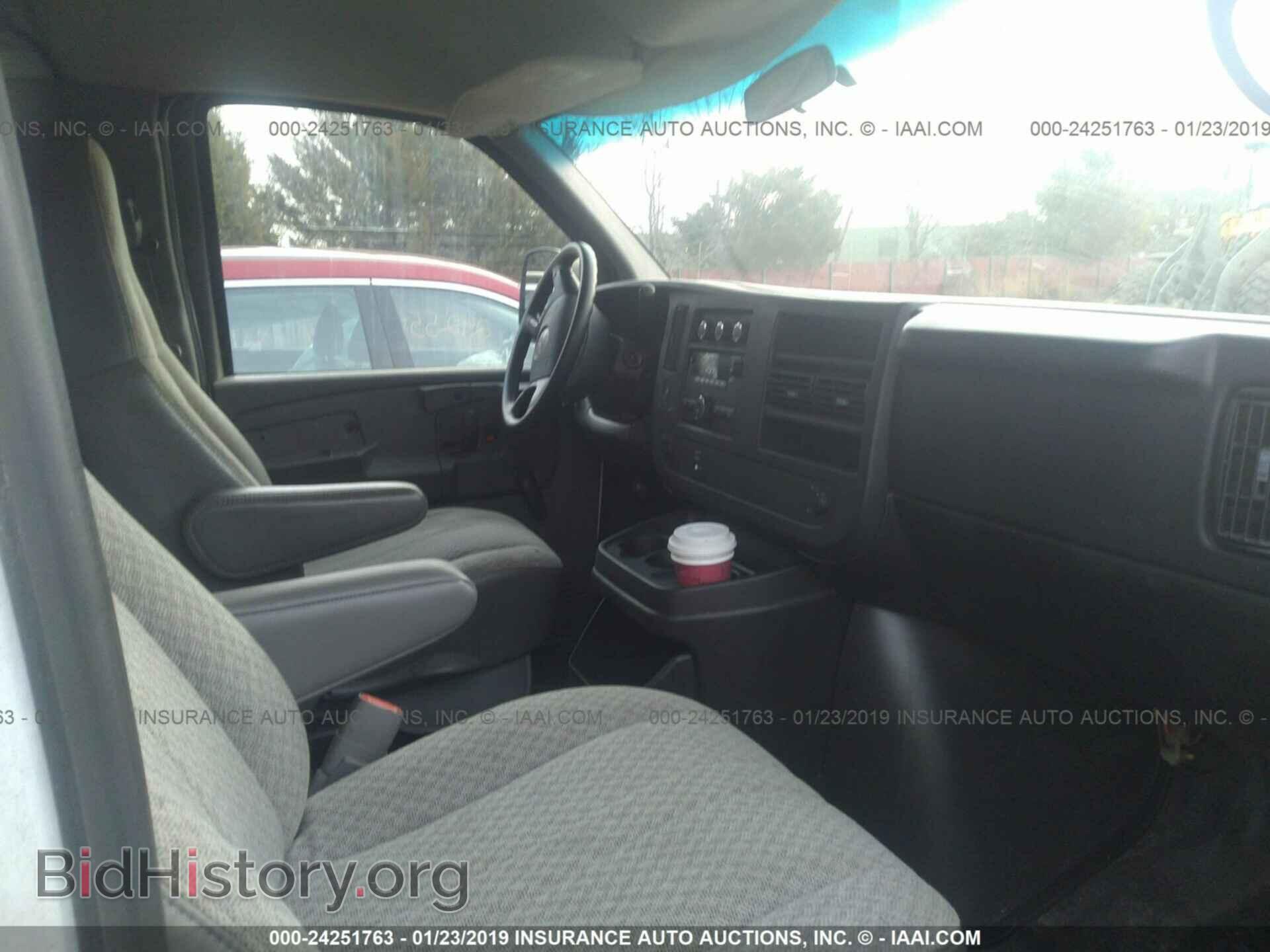 2011 LEXUS RX - VIN: JTJBK1BA1B2016632 - Фото 5