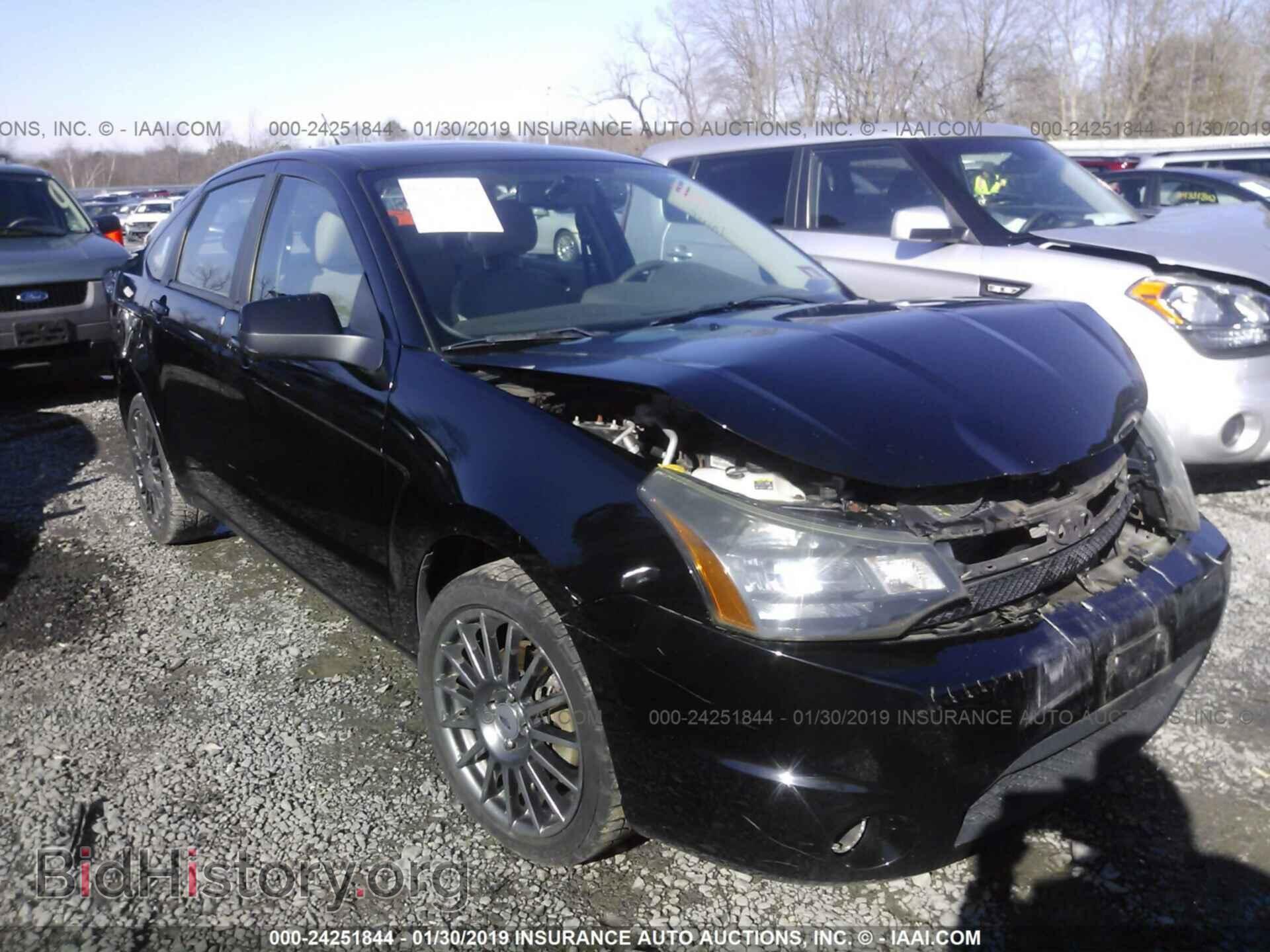 Photo 1FAHP3GN1BW157477 - FORD FOCUS 2011