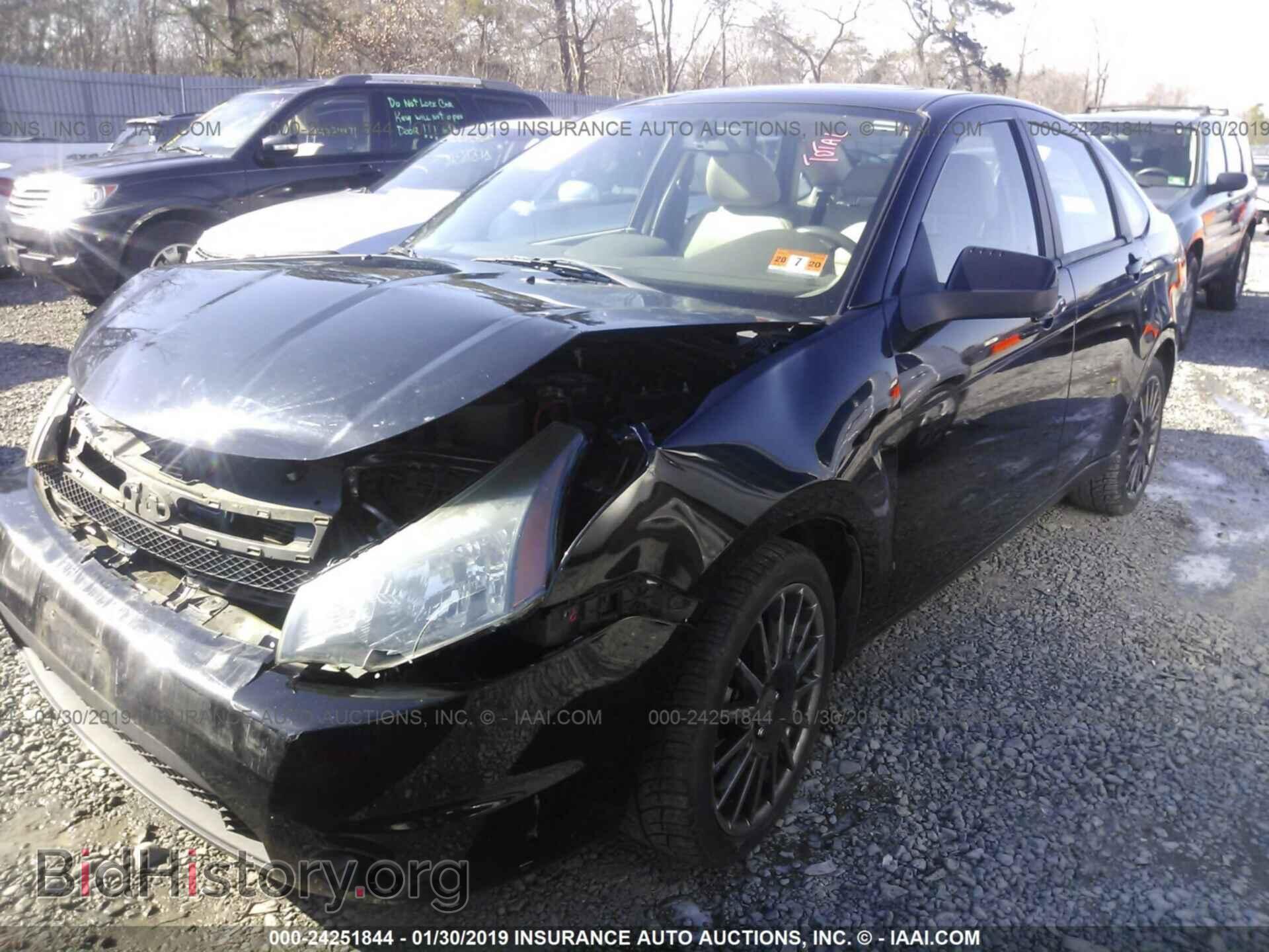 2011 FORD FOCUS - VIN: 1FAHP3GN1BW157477 - Фото 2