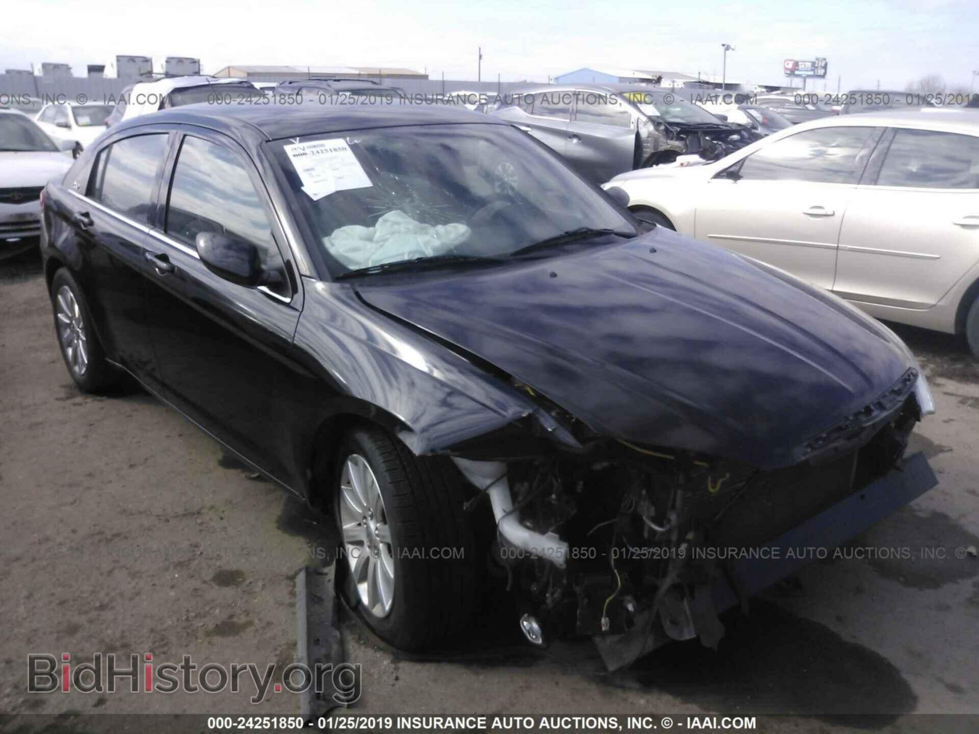 Фотография 1C3CCBBB4CN300702 - CHRYSLER 200 2012