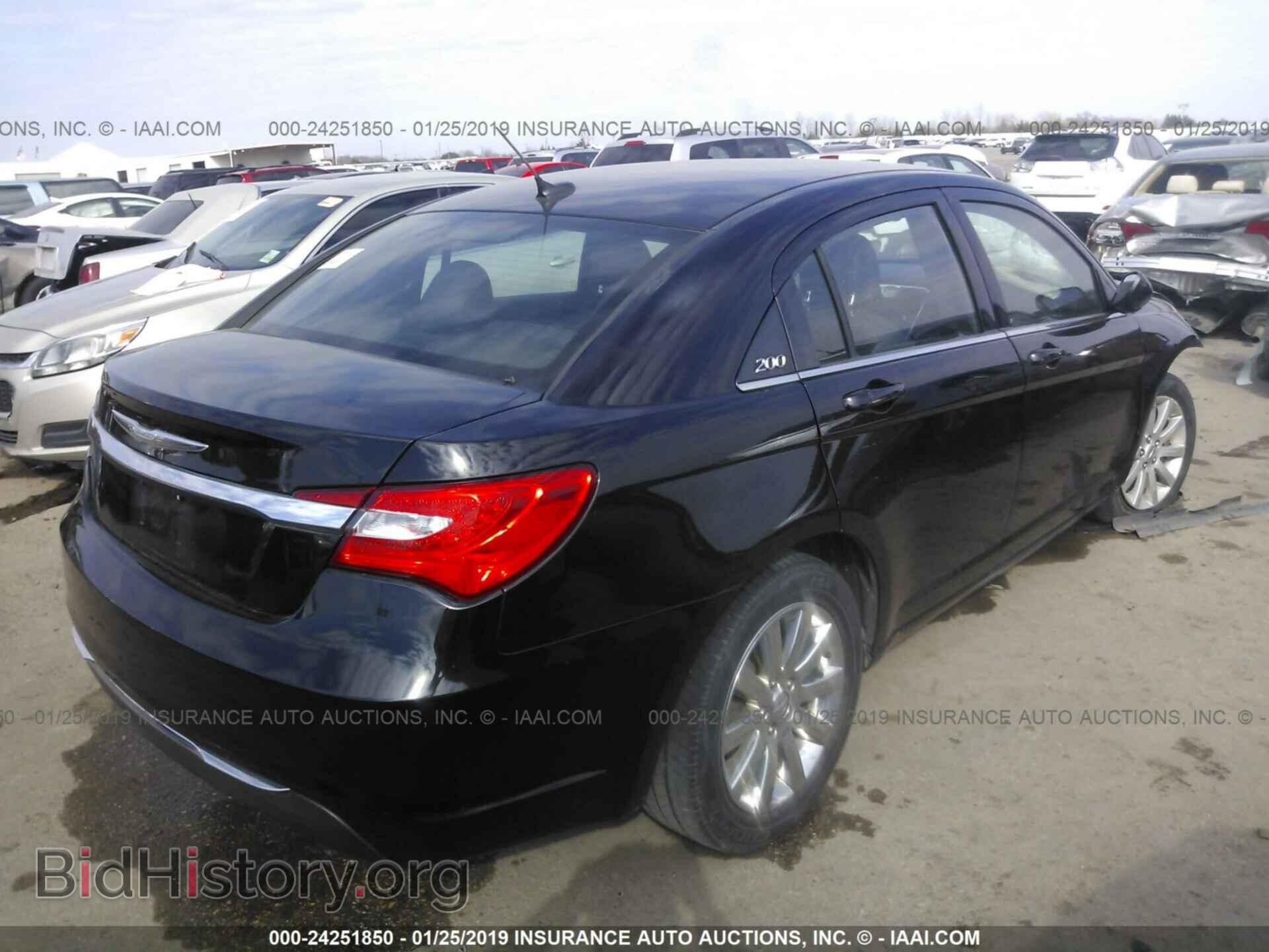 2012 CHRYSLER 200 - VIN: 1C3CCBBB4CN300702 - Photo 4