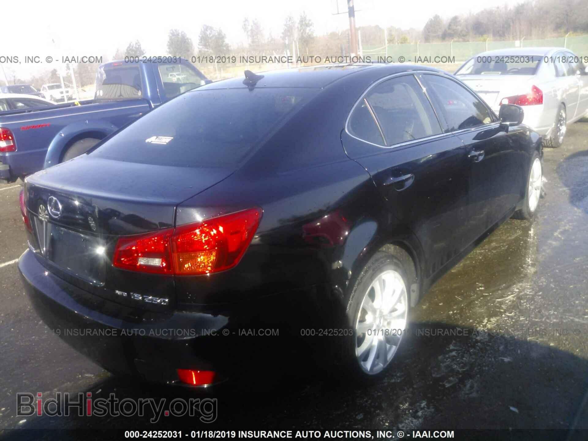 2007 LEXUS IS - VIN: JTHCK262872018366 - Photo 4