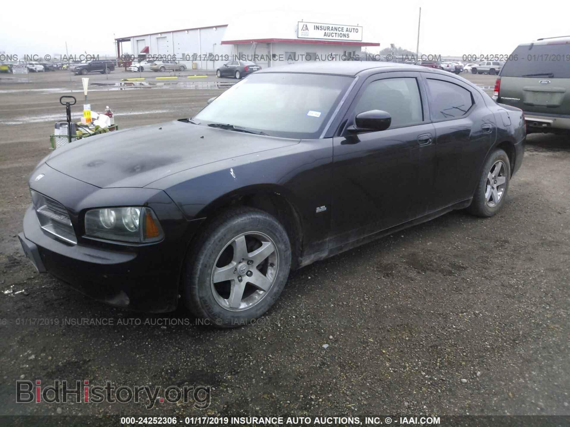 2010 DODGE CHARGER - VIN: 2B3CA2CV2AH316902 - Фото 2