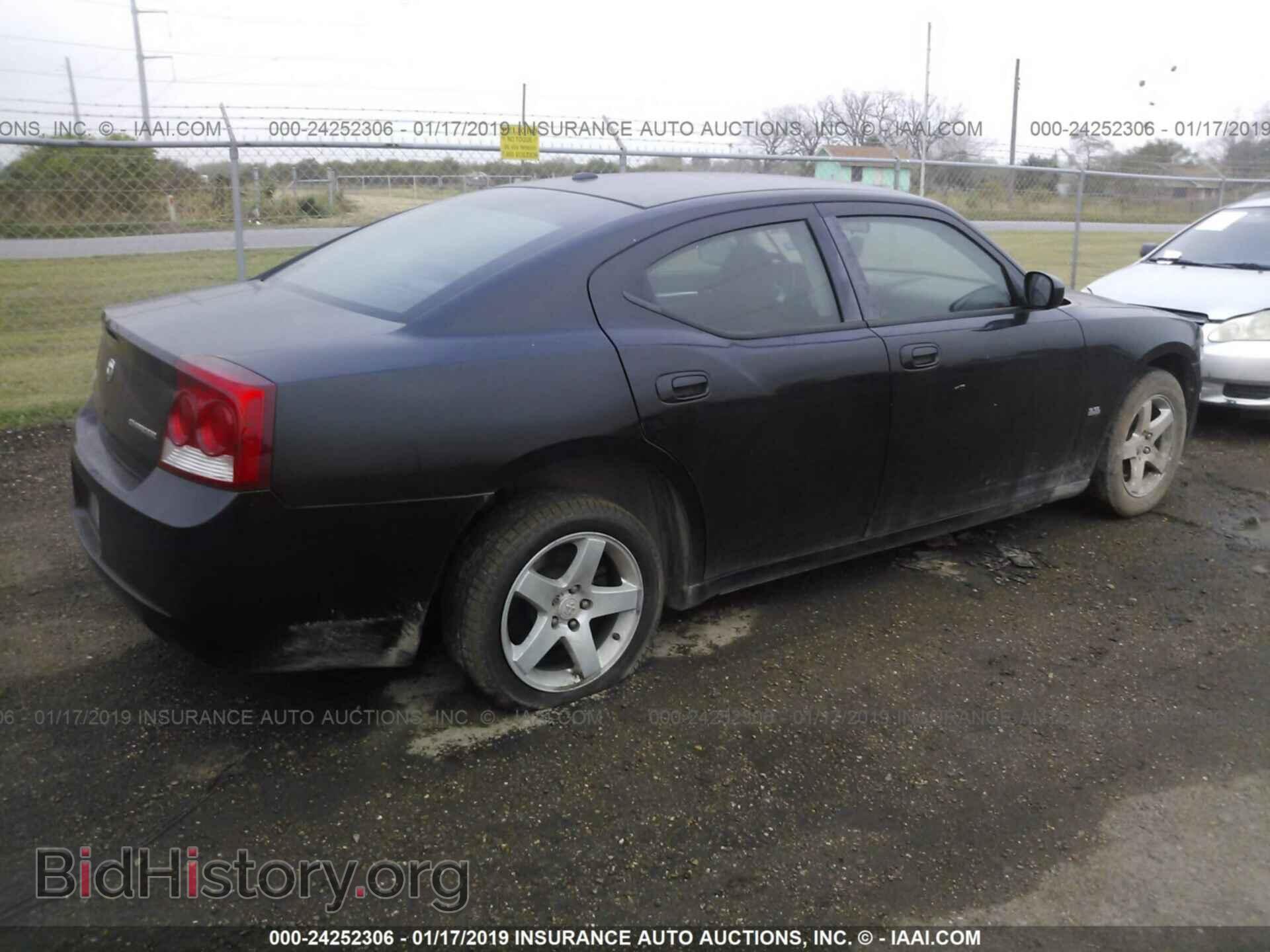 2010 DODGE CHARGER - VIN: 2B3CA2CV2AH316902 - Фото 4