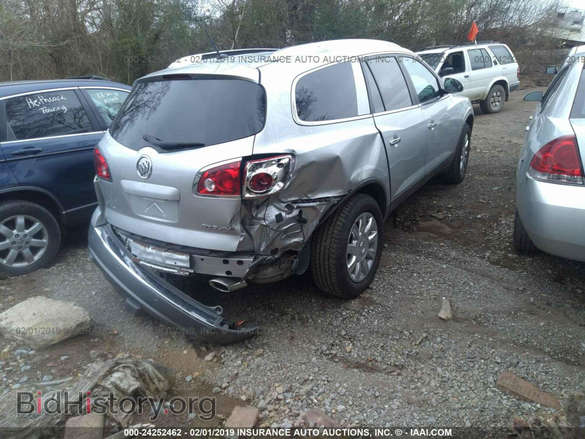 2012 BUICK ENCLAVE - VIN: 5GAKRCED5CJ103765 - Photo 4