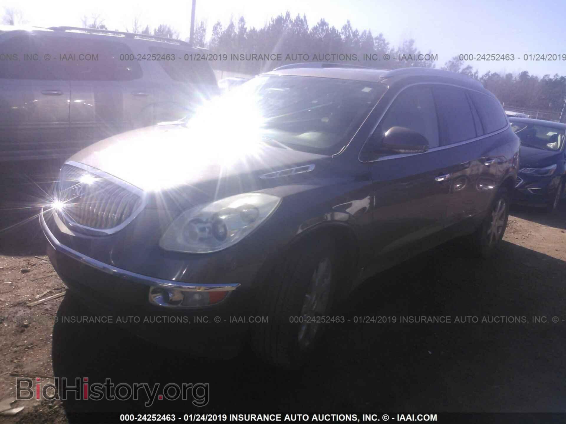 2008 BUICK ENCLAVE - VIN: 5GAER23738J131513 - Фото 2