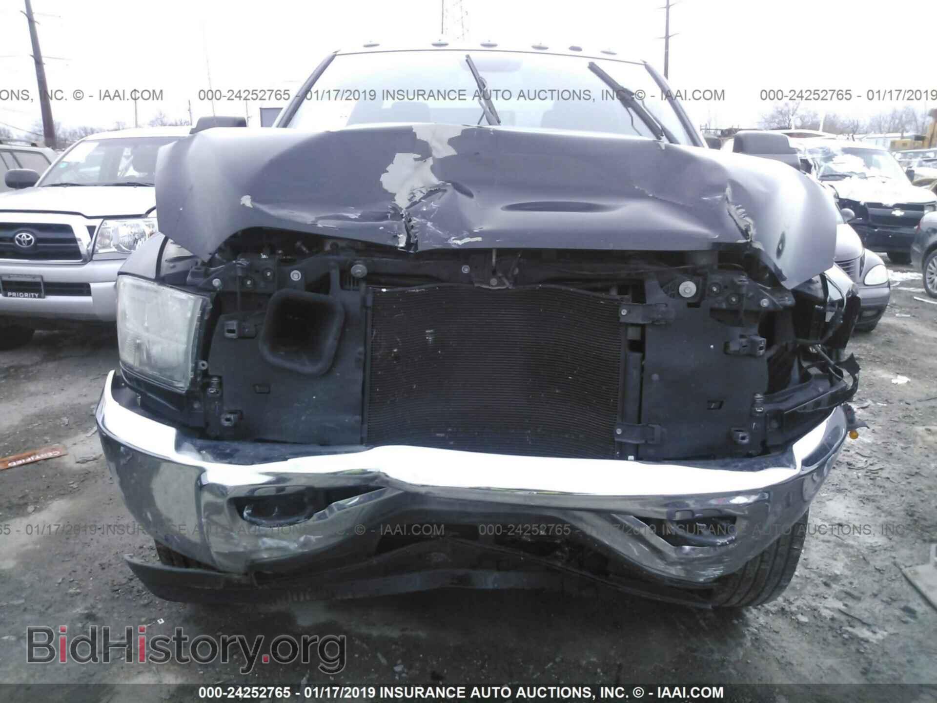 2015 RAM 2500 - VIN: 3C6UR5CL2FG507908 - Фото 6