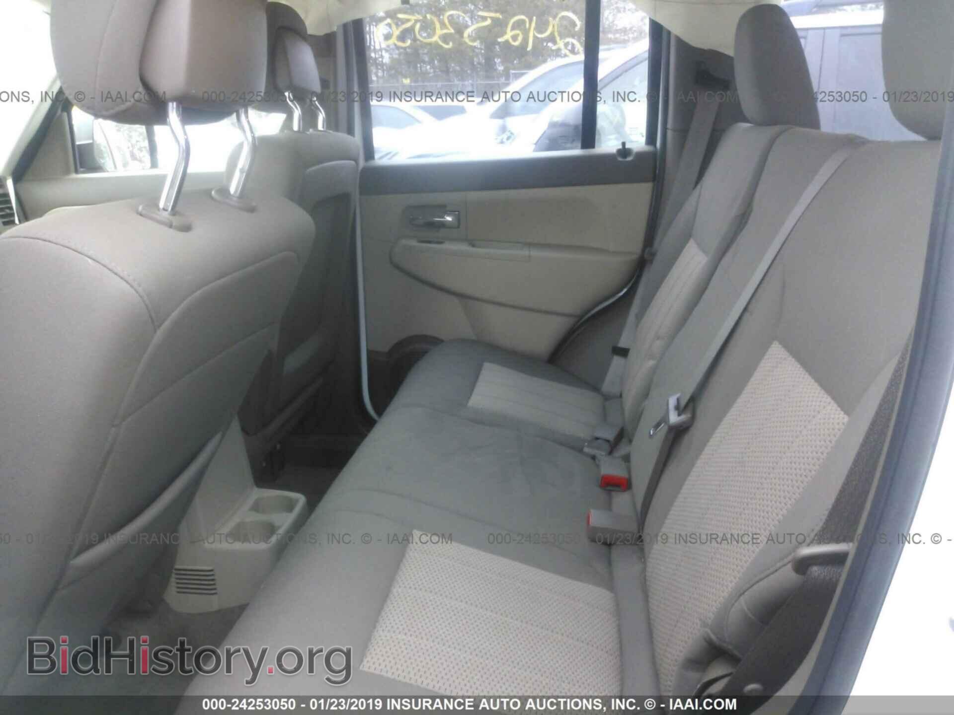2011 JEEP LIBERTY - VIN: 1J4PN2GK3BW592720 - Фото 8