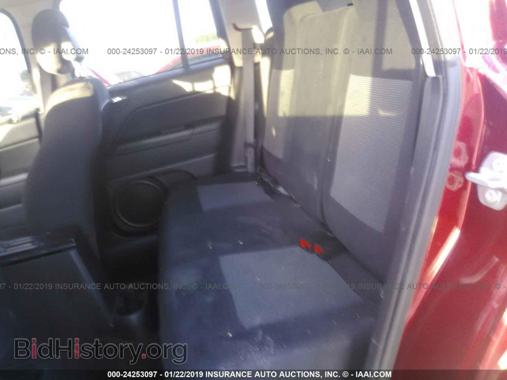2017 JEEP COMPASS - VIN: 1C4NJCBA2HD124768 - Photo 8