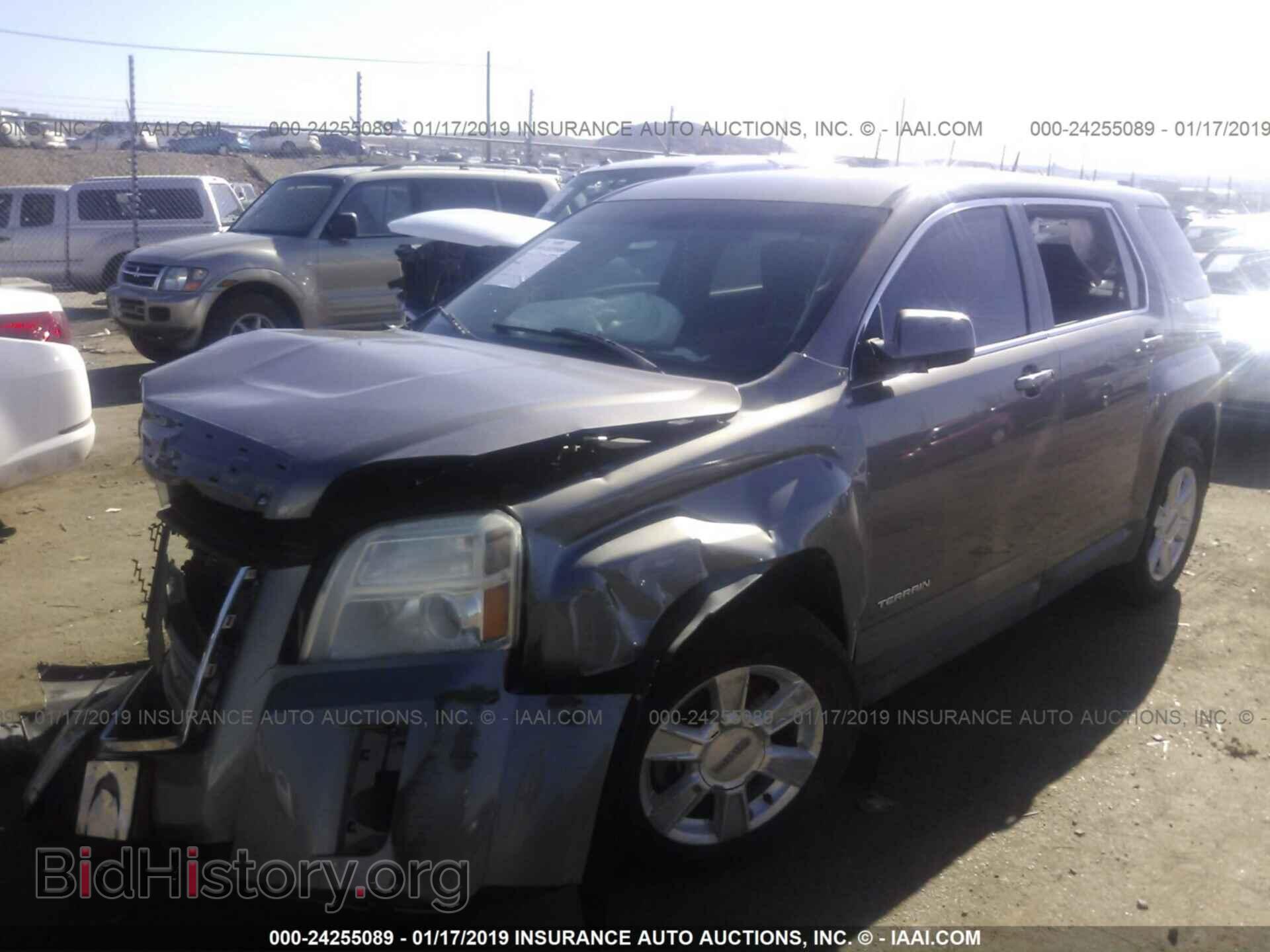 2011 GMC TERRAIN - VIN: 2CTFLREC1B6439974 - Photo 2