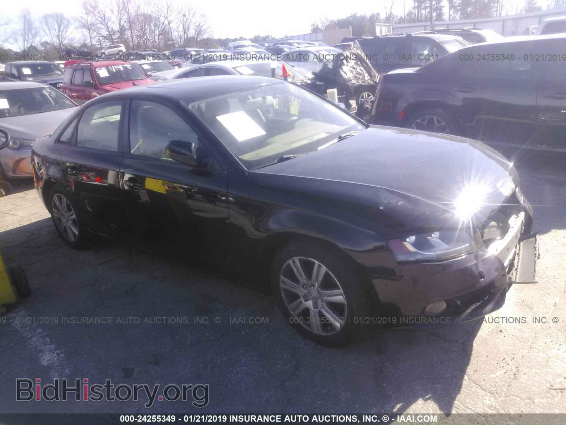 Фотография WAUAFAFL2AN032122 - AUDI A4 2010