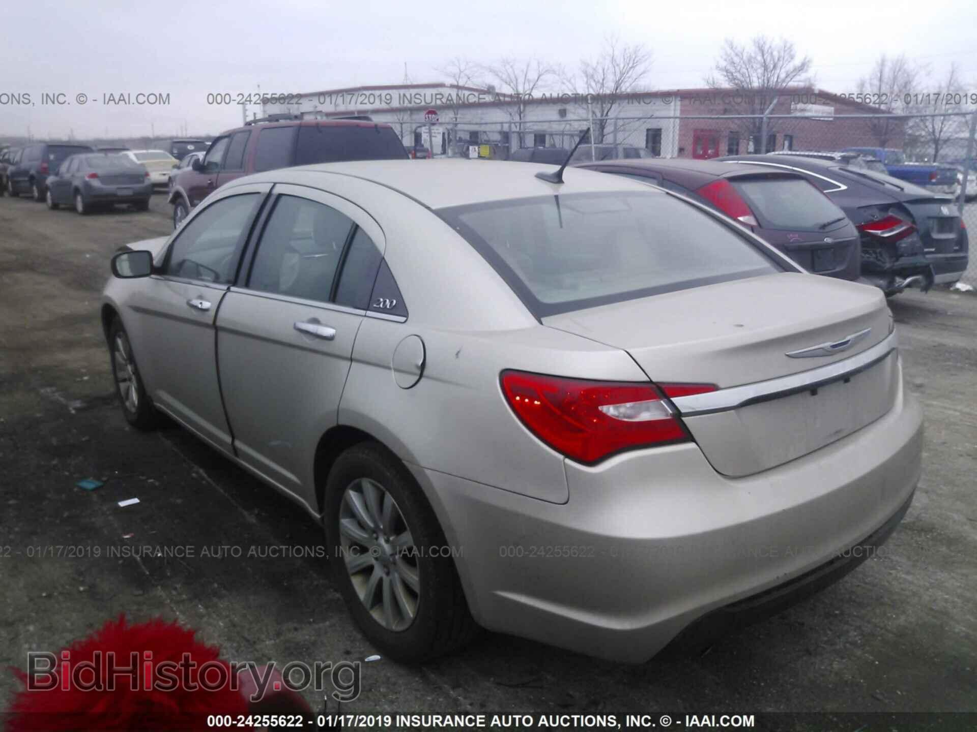 2013 CHRYSLER 200 - VIN: 1C3CCBCG0DN655569 - Фото 3