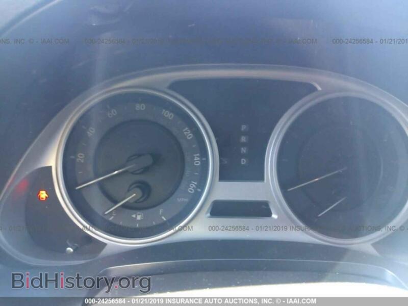 2006 Lexus IS (VIN JTHCK262962003888) — photo 7 of 10