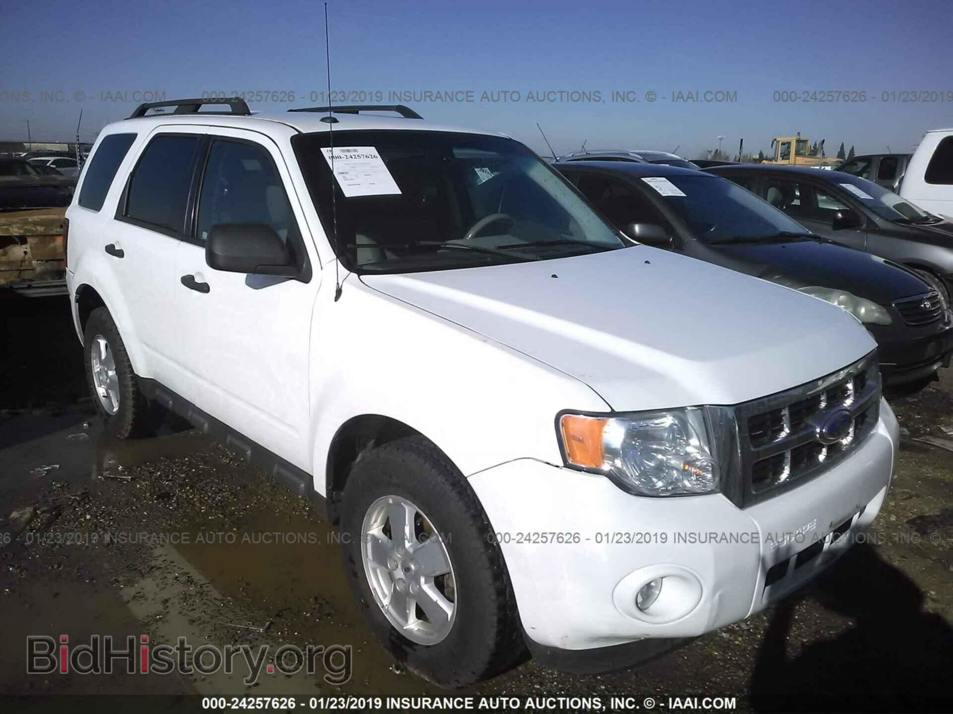 Photo 1FMCU9D75BKC05281 - FORD ESCAPE 2011