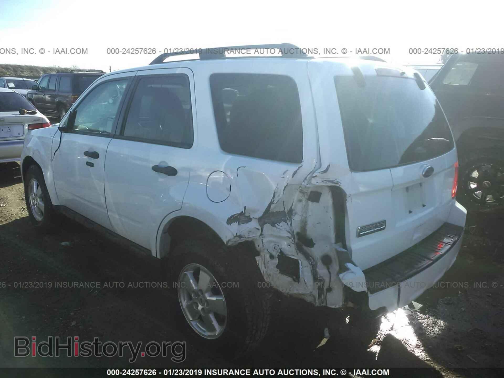2011 FORD ESCAPE - VIN: 1FMCU9D75BKC05281 - Photo 3