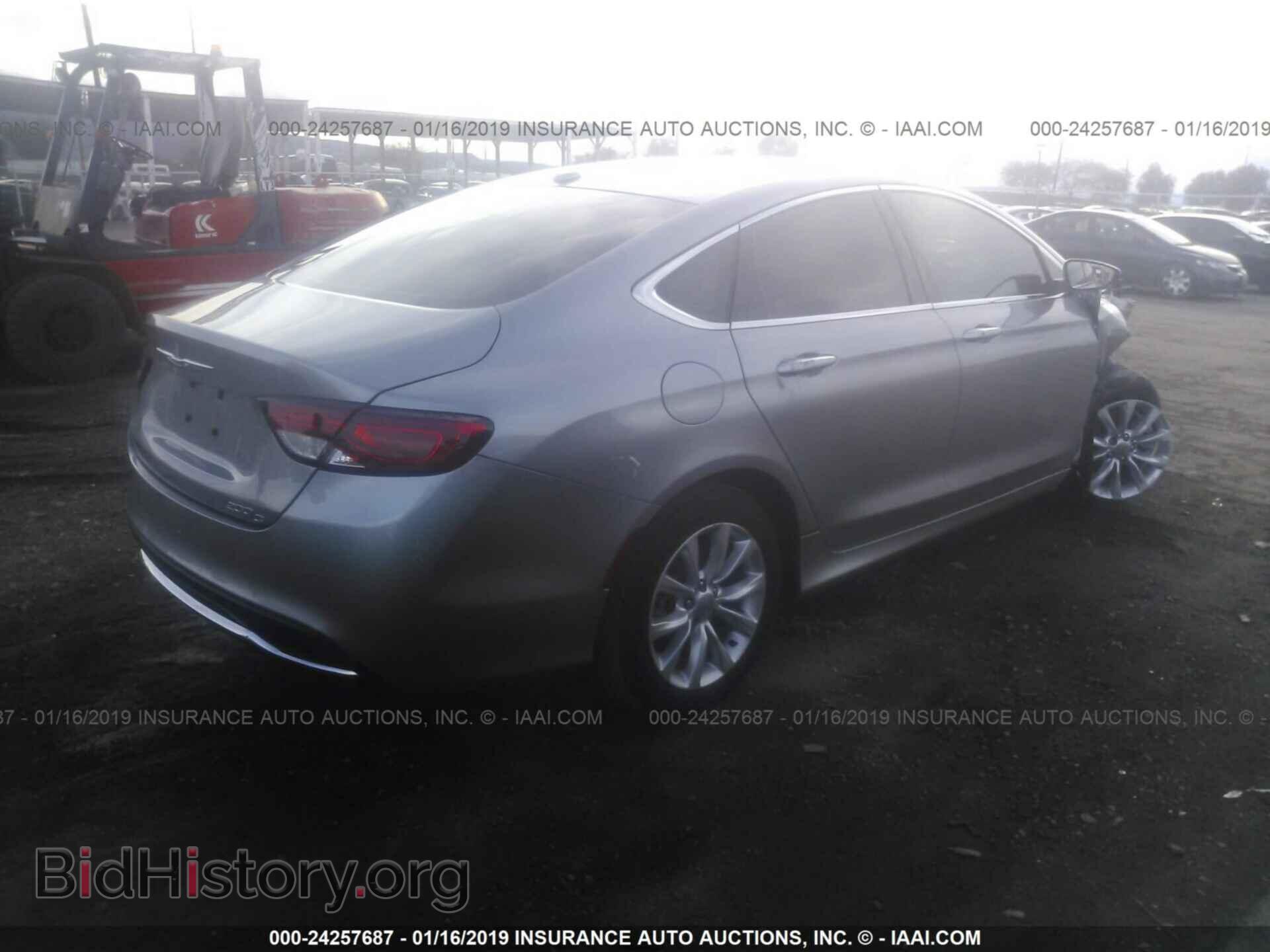 2015 CHRYSLER 200 - VIN: 1C3CCCCBXFN508401 - Photo 4