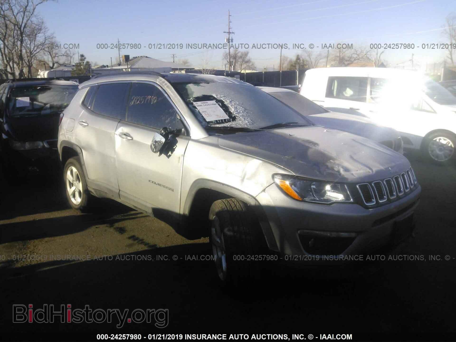 Фотография 3C4NJDBB4JT501373 - JEEP COMPASS 2018
