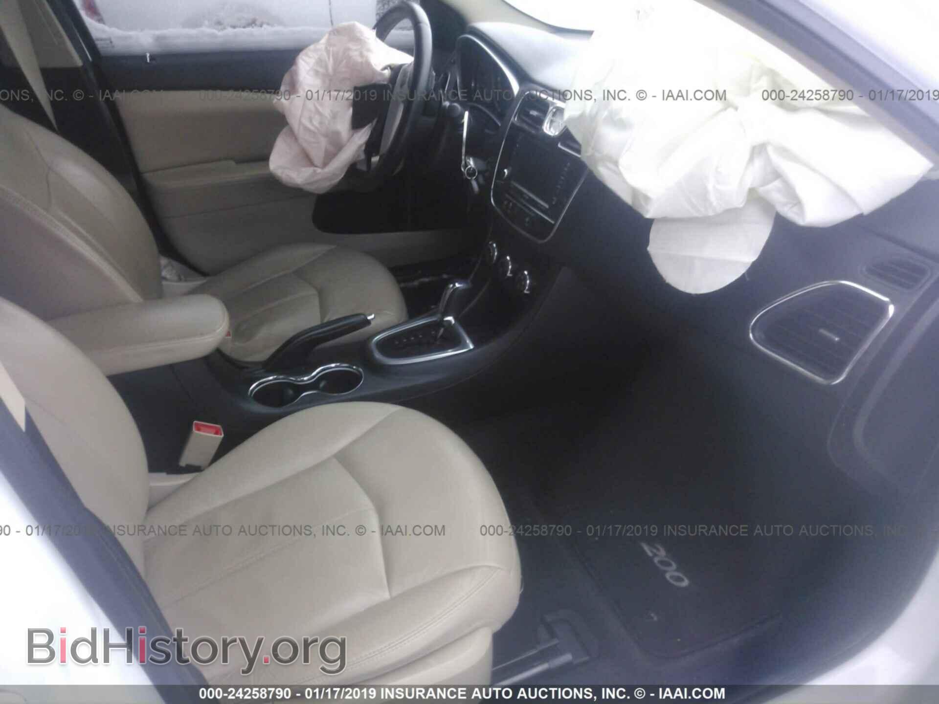 2012 CHRYSLER 200 - VIN: 1C3CCBCB0CN268054 - Photo 5