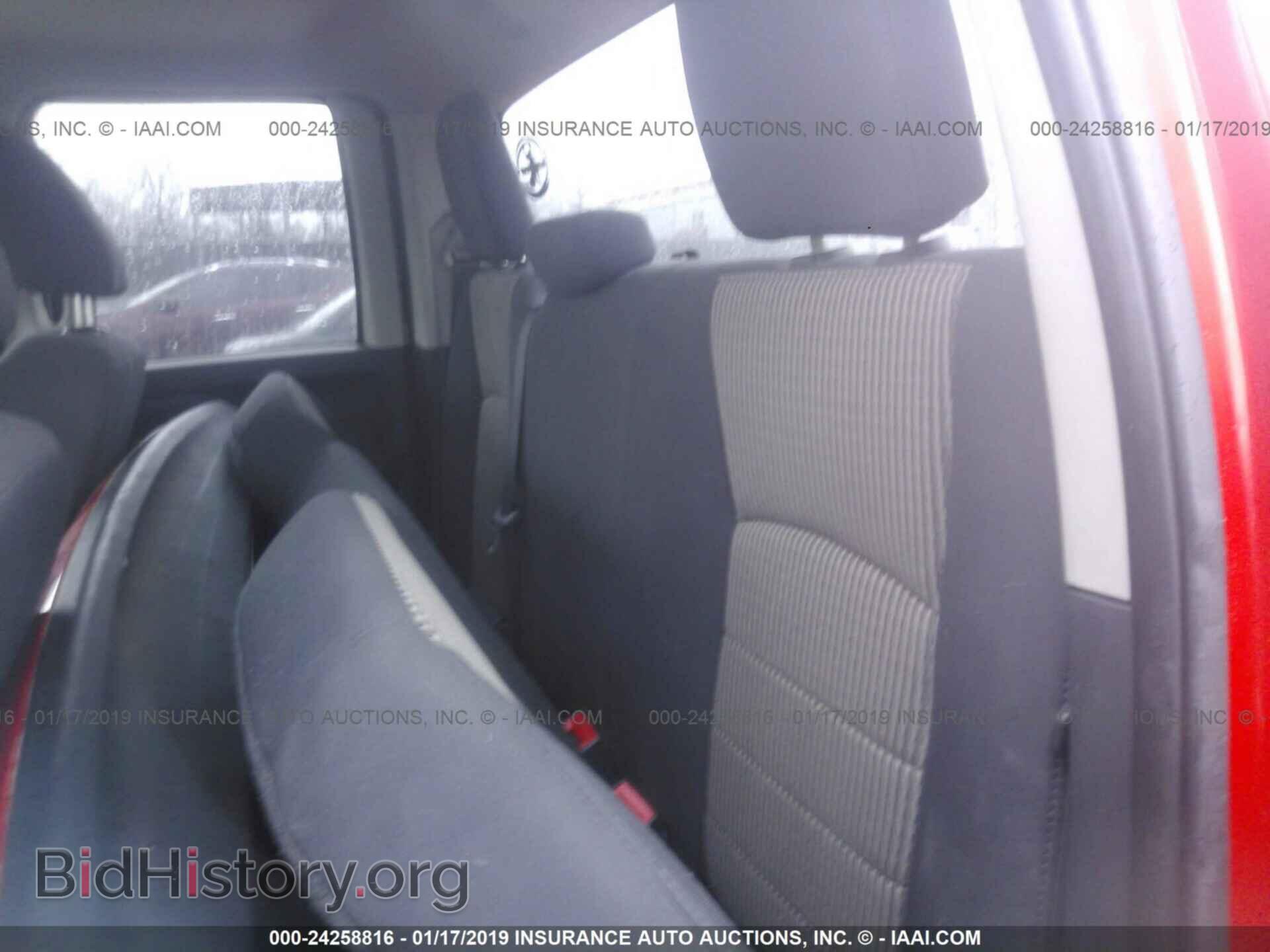 2012 DODGE RAM 1500 - VIN: 1C6RD7FT7CS123803 - Фото 8