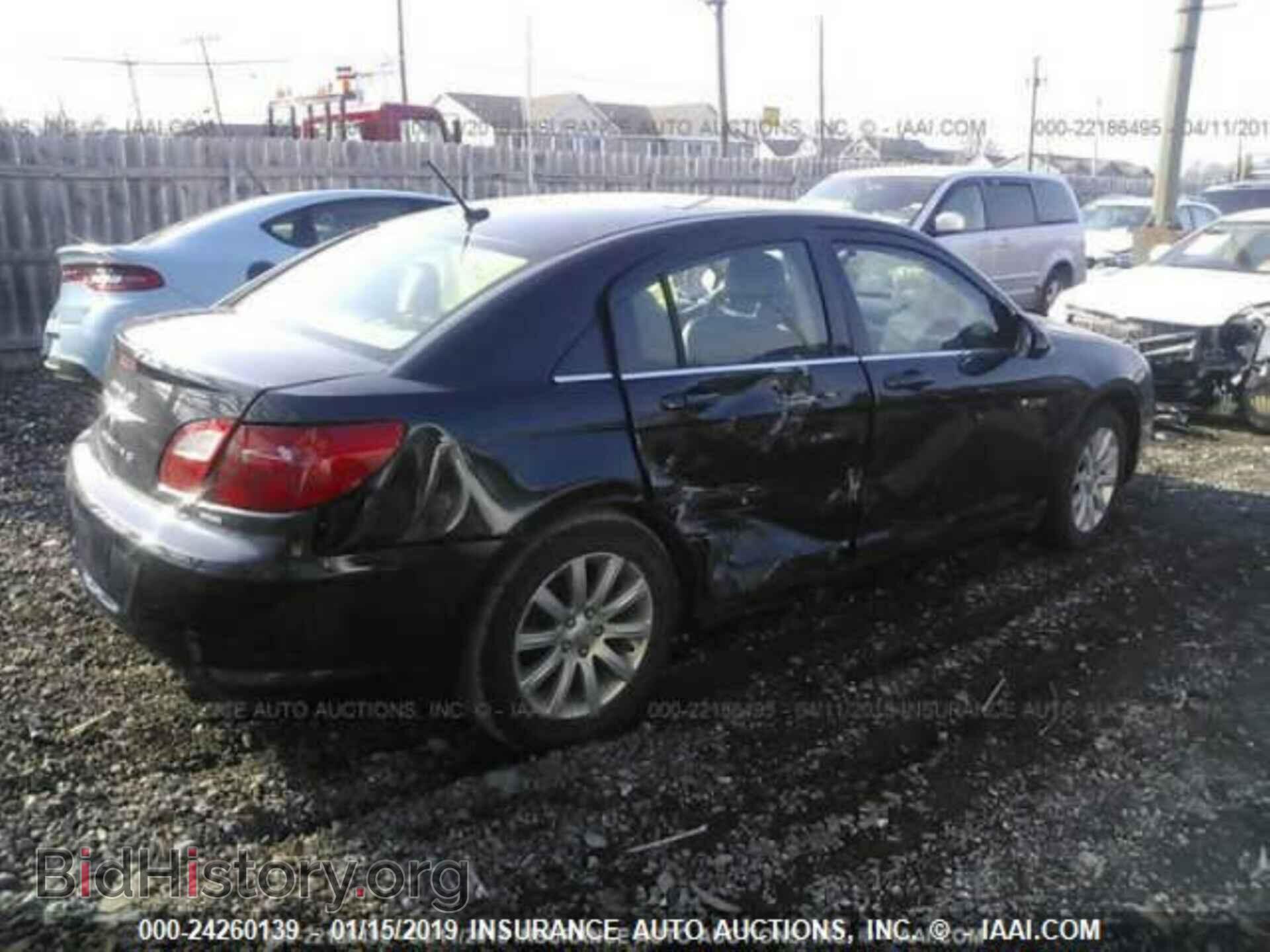 2010 CHRYSLER SEBRING - VIN: 1C3CC5FB1AN138343 - Фото 4