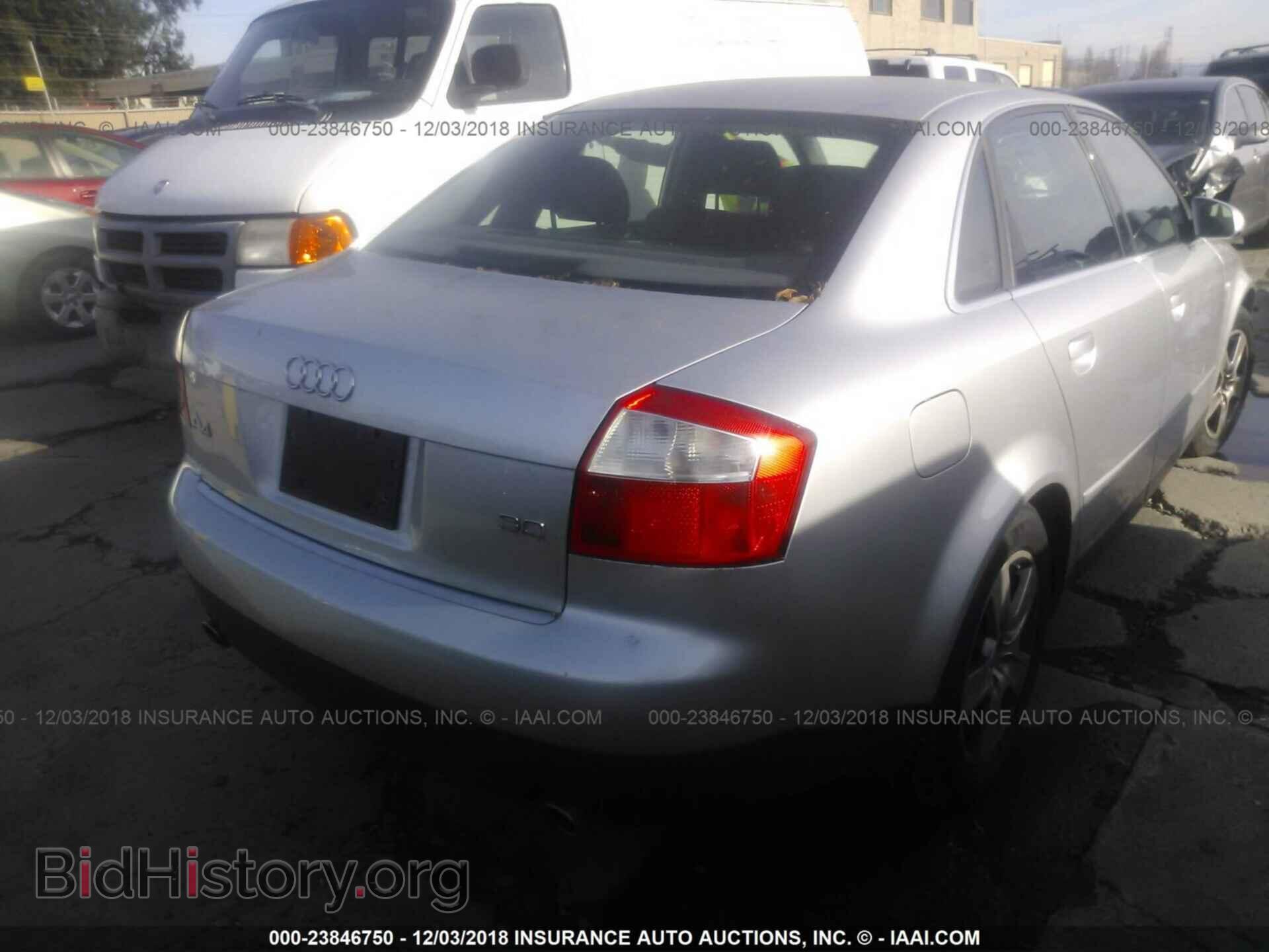 2002 AUDI A4 - VIN: WAUJT68E52A150453 - Photo 4