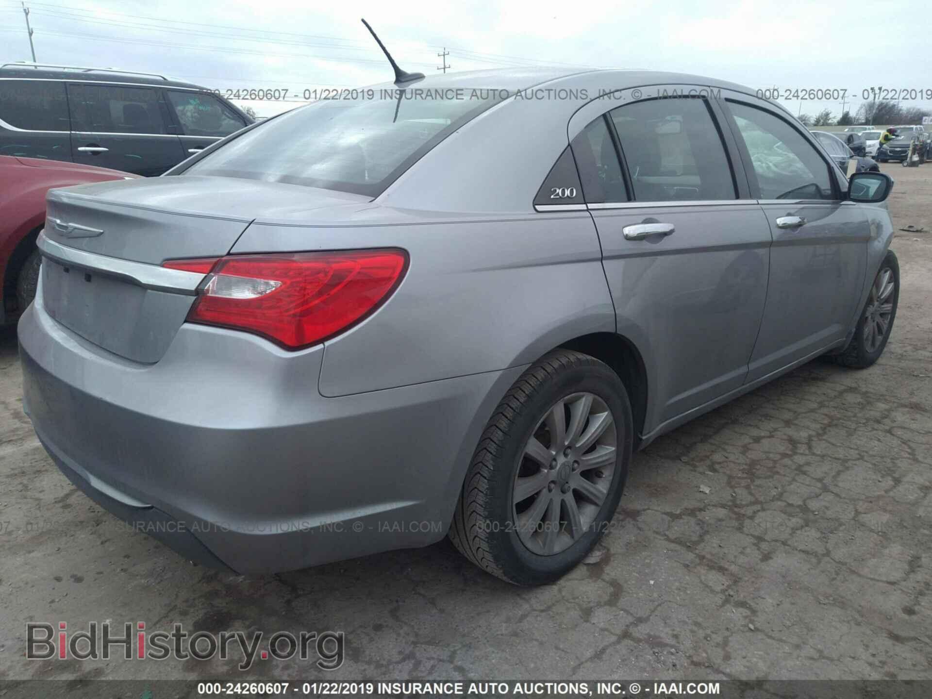 2013 CHRYSLER 200 - VIN: 1C3CCBCG1DN738119 - Фото 4