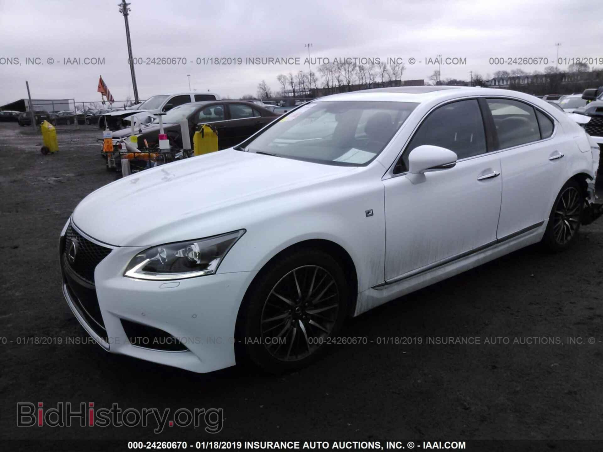 2016 LEXUS LS - VIN: JTHCL5EF8G5027442 - Фото 2