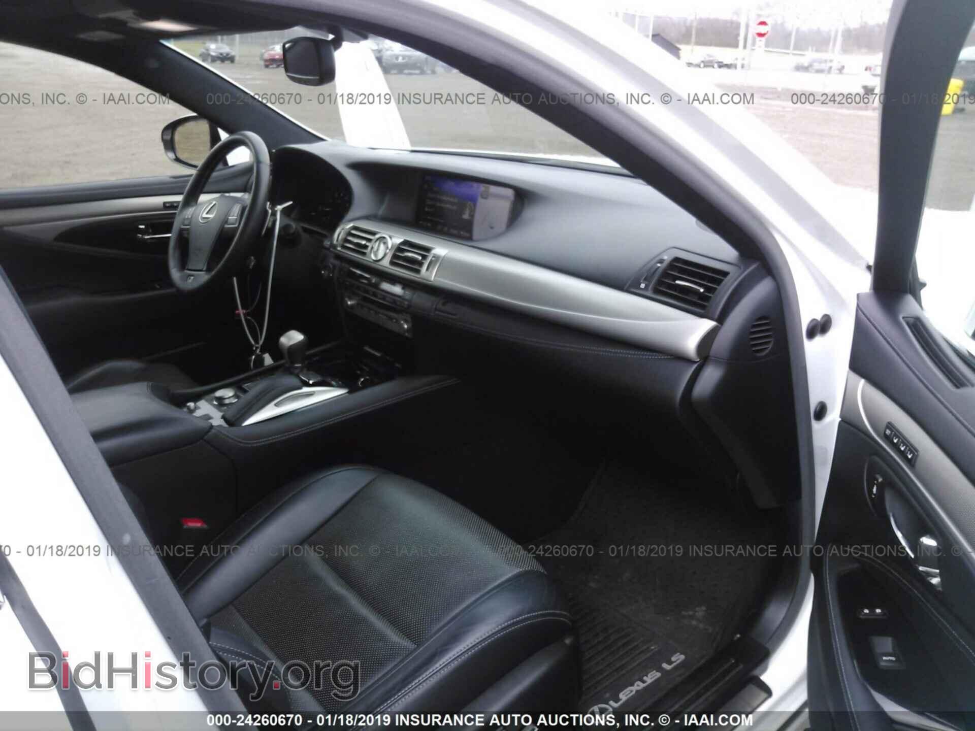 2016 LEXUS LS - VIN: JTHCL5EF8G5027442 - Фото 5