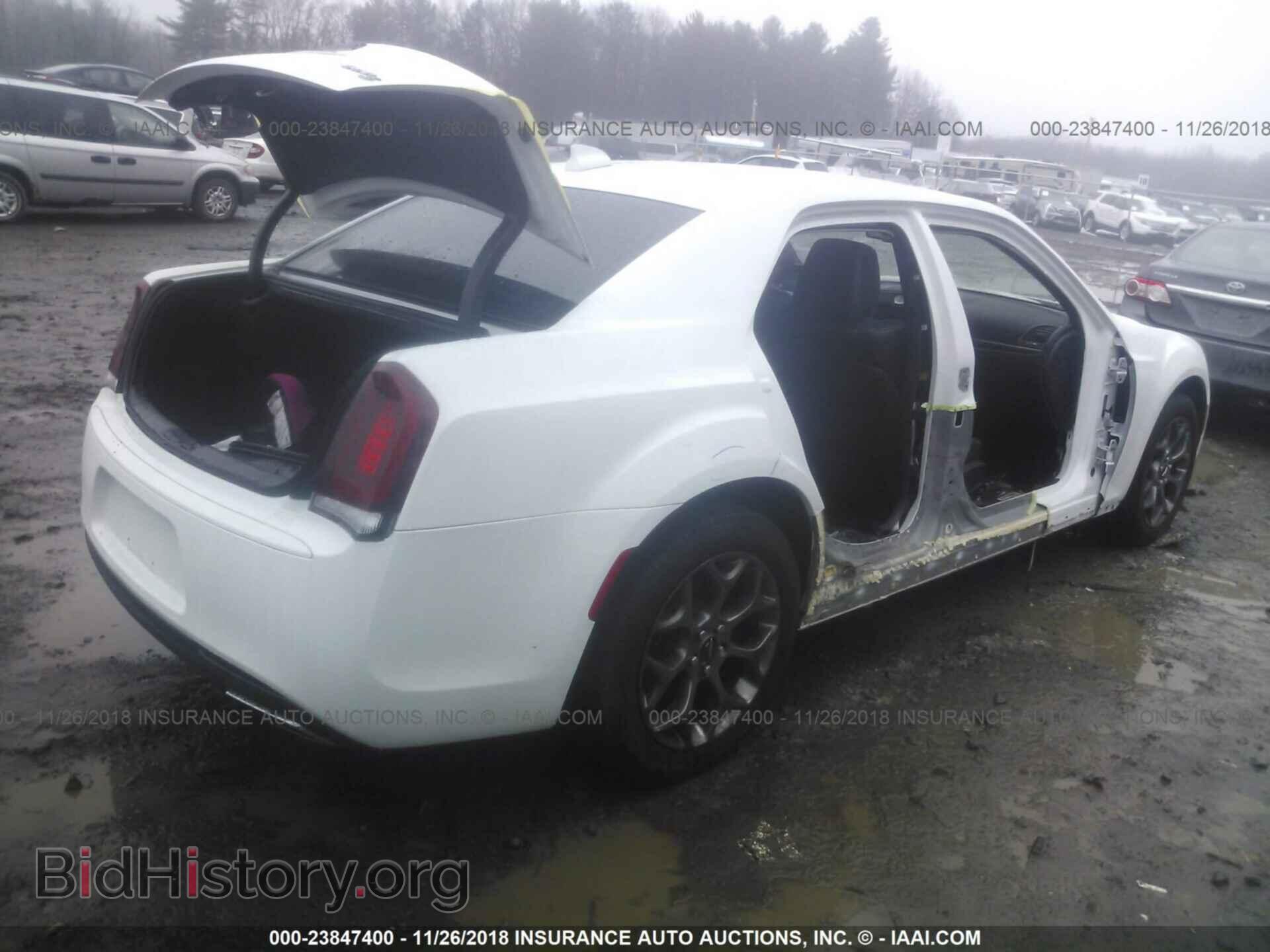 2016 CHRYSLER 300 - VIN: 2C3CCAGG3GH182817 - Фото 4
