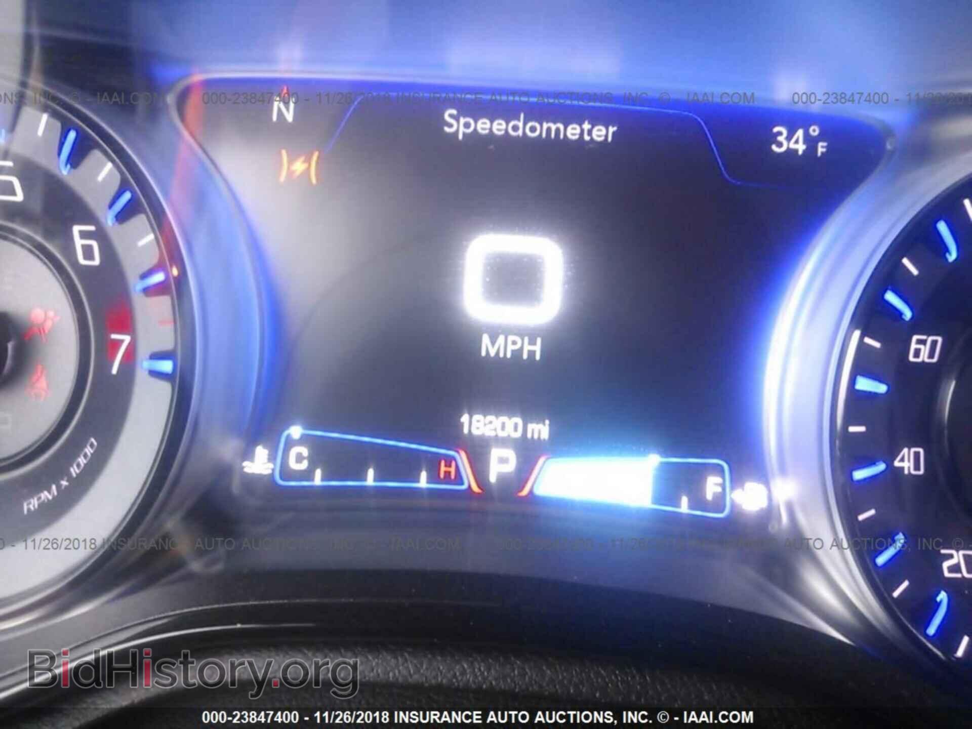 2016 CHRYSLER 300 - VIN: 2C3CCAGG3GH182817 - Фото 7