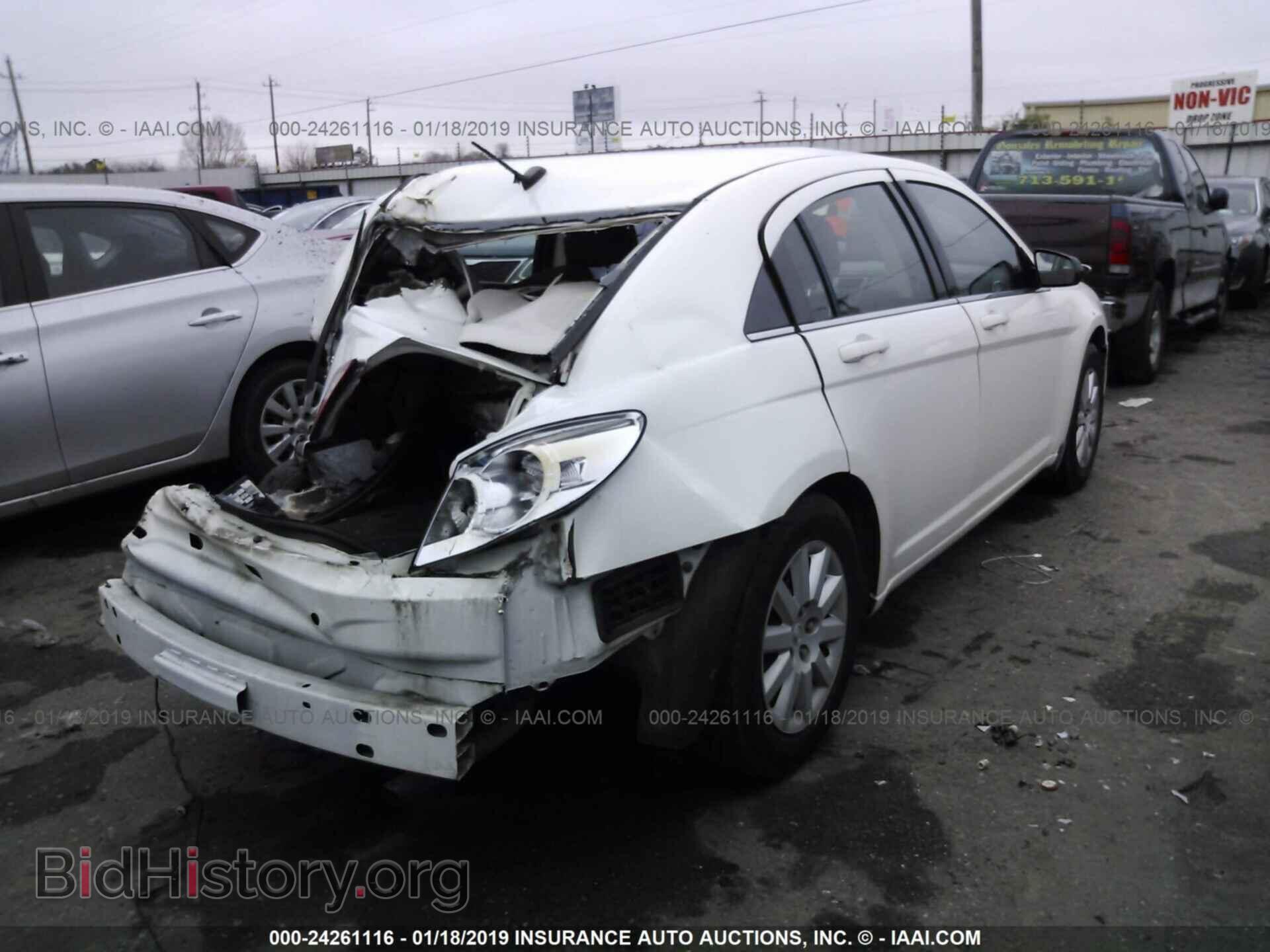 2010 CHRYSLER SEBRING - VIN: 1C3CC4FB3AN105404 - Фото 4