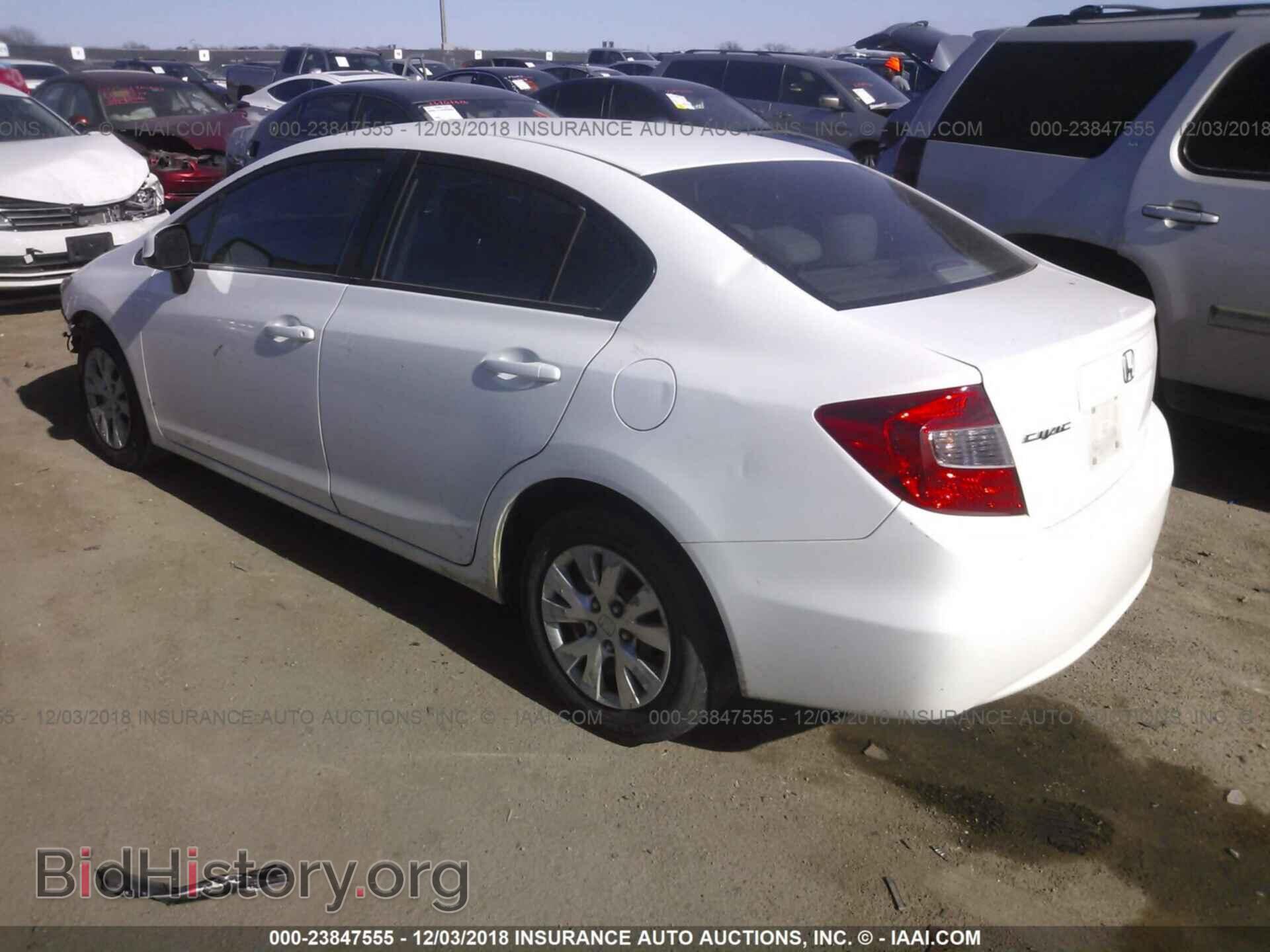 2012 HONDA CIVIC - VIN: 2HGFB2F55CH605054 - Фото 3