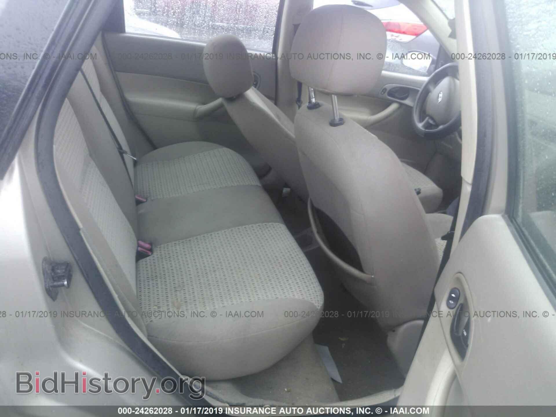 2007 FORD FOCUS - VIN: 1FAFP34N47W182943 - Фото 8