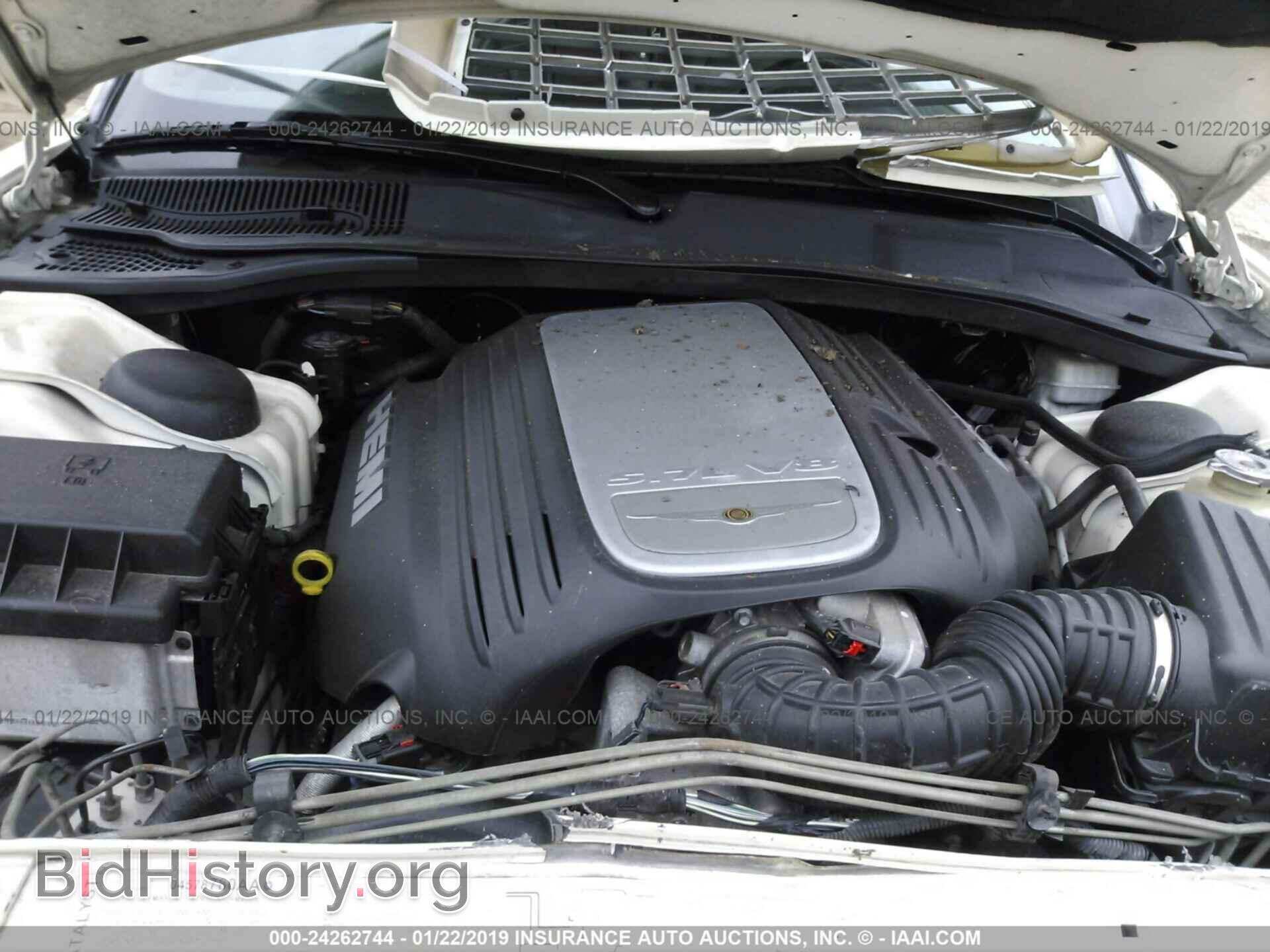 2007 CHRYSLER 300C - VIN: 2C3LA63H27H628196 - Фото 10