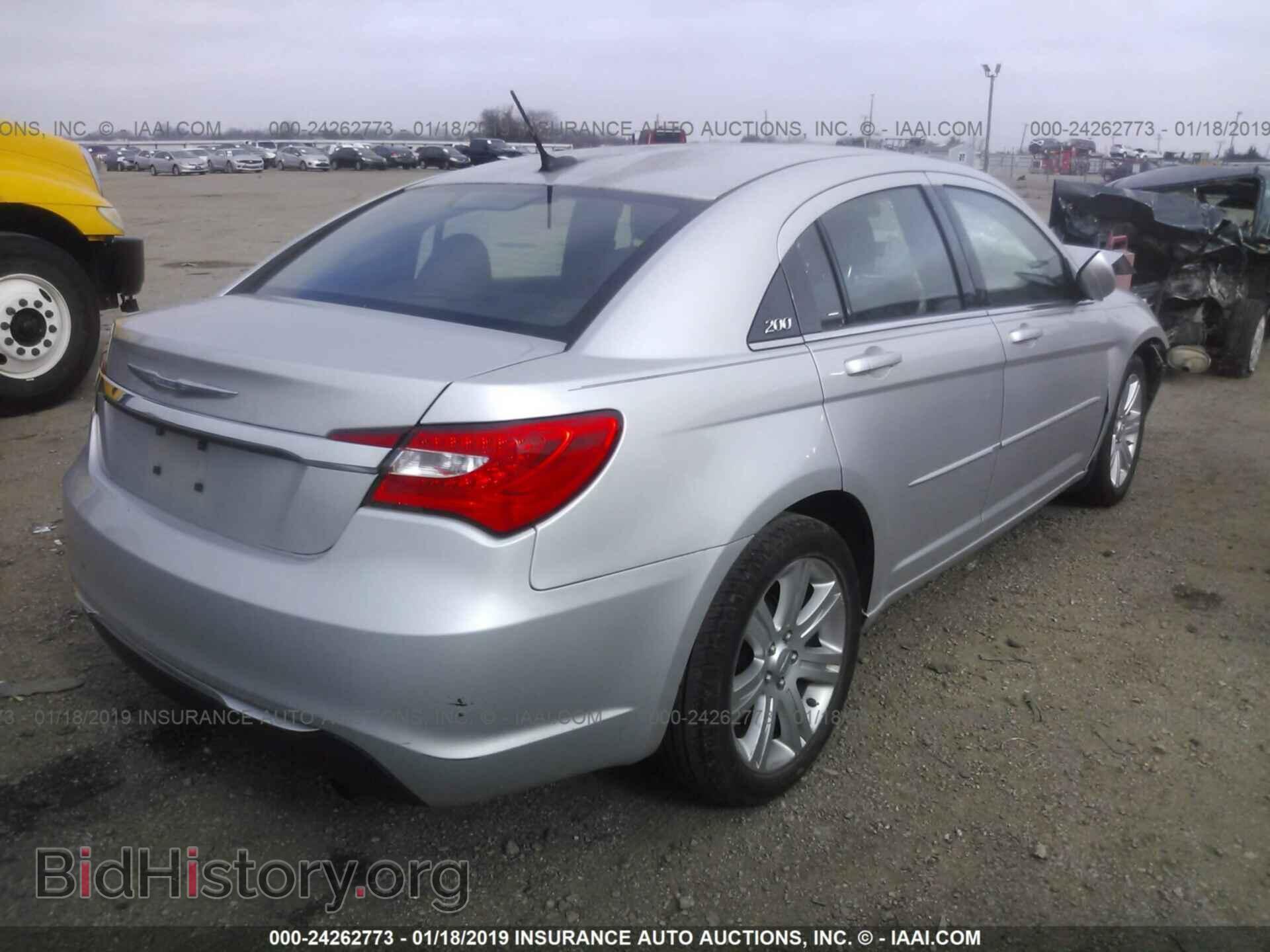 2012 CHRYSLER 200 - VIN: 1C3CCBAB8CN317097 - Фото 4