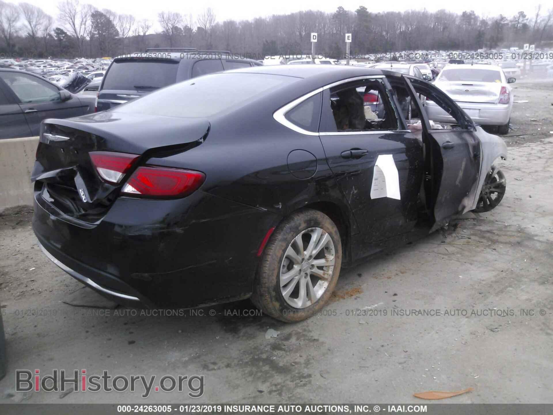 2015 CHRYSLER 200 - VIN: 1C3CCCAB4FN748059 - Photo 4