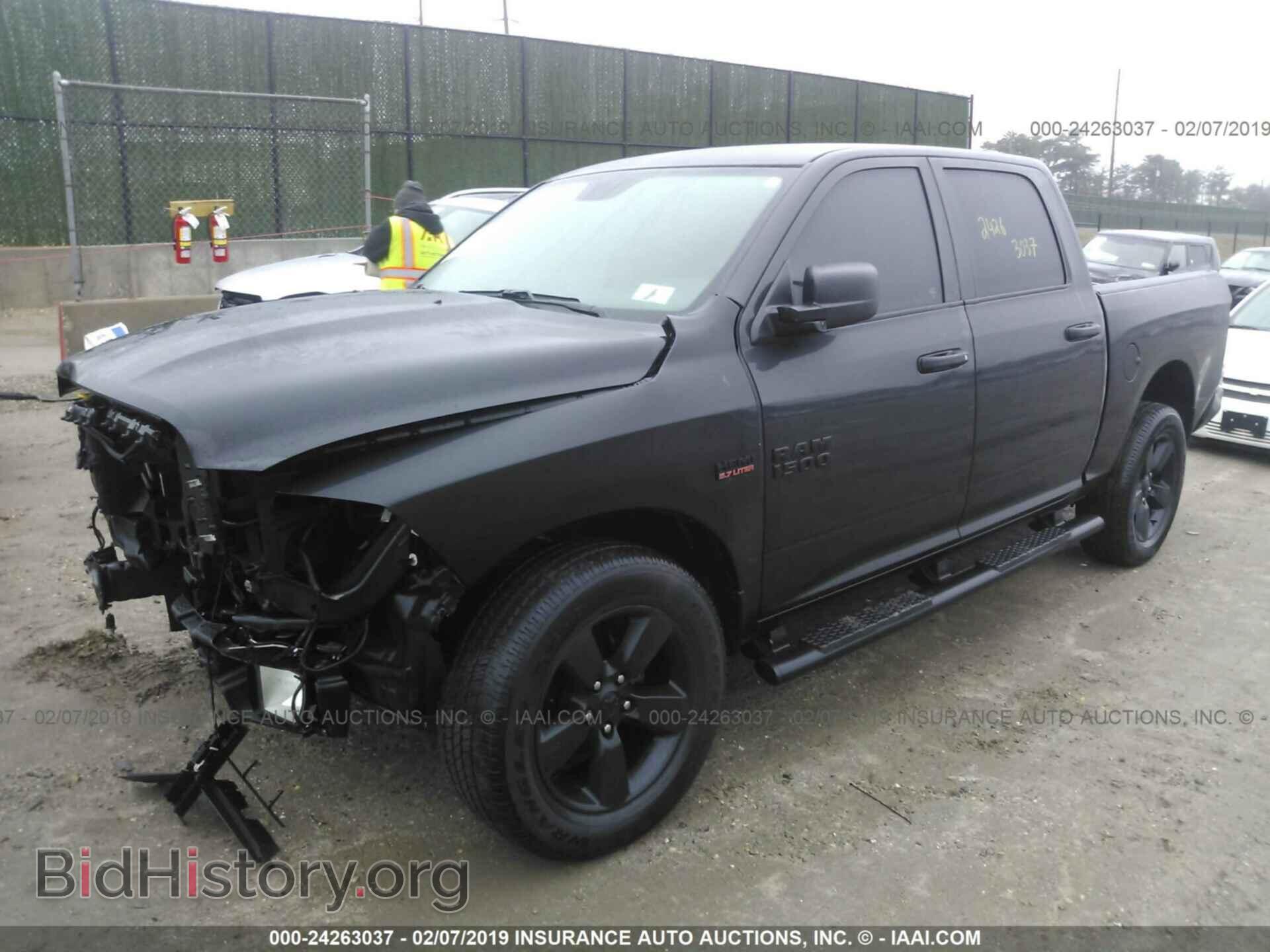 2017 RAM 1500 - VIN: 1C6RR7KT0HS517156 - Photo 2