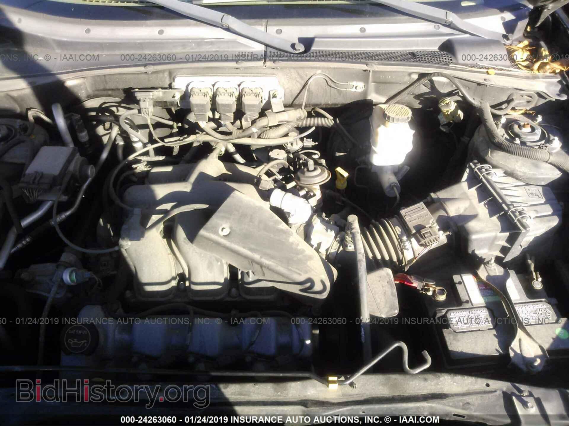 2005 FORD ESCAPE - VIN: 1FMCU94125KC45673 - Фото 10
