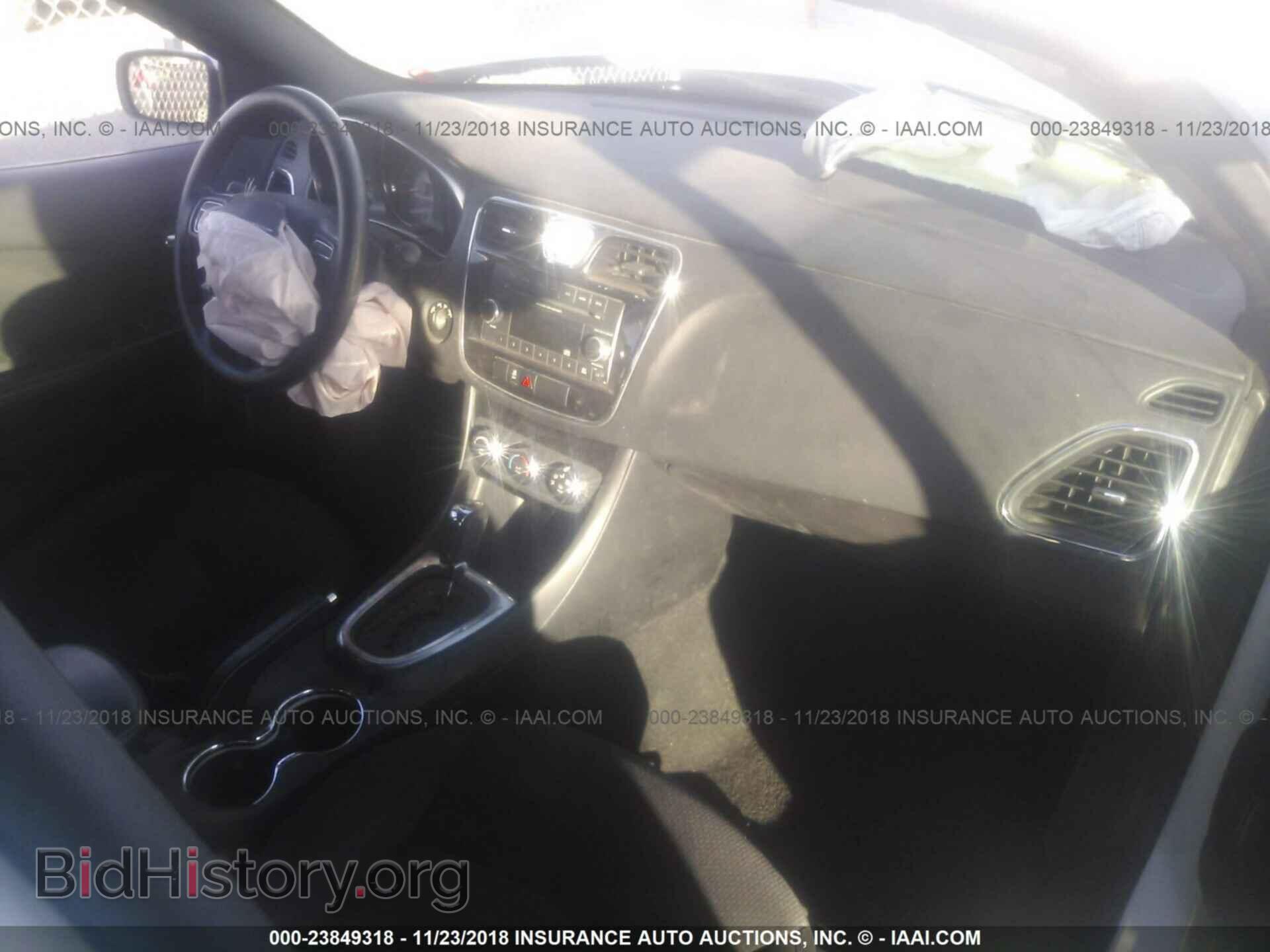 2012 CHRYSLER 200 - VIN: 1C3CCBAB4CN228756 - Фото 5