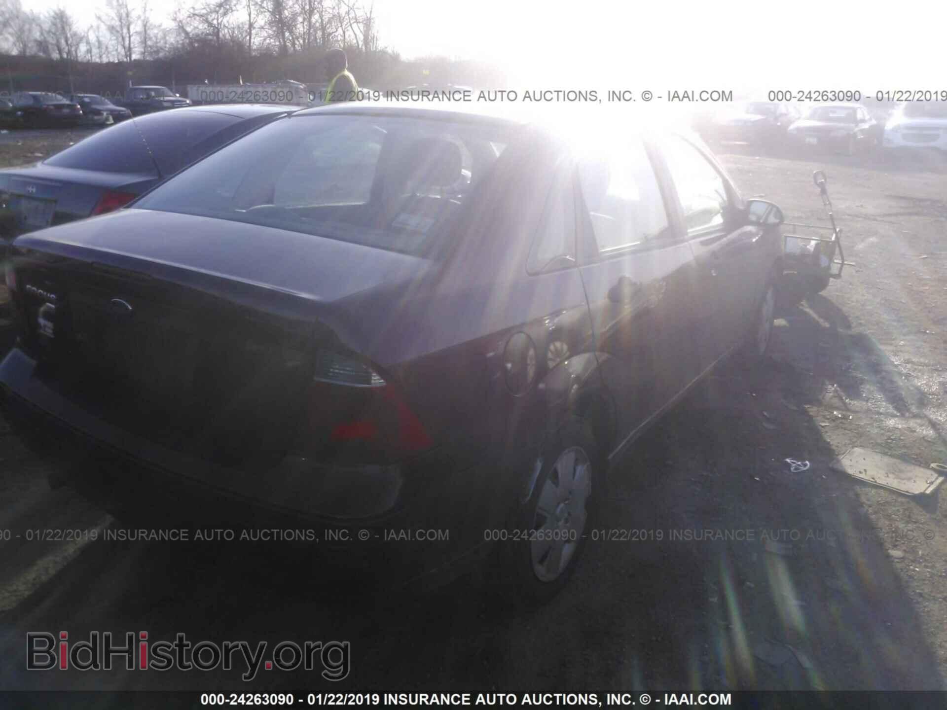 2007 FORD FOCUS - VIN: 1FAHP34N57W271235 - Фото 4