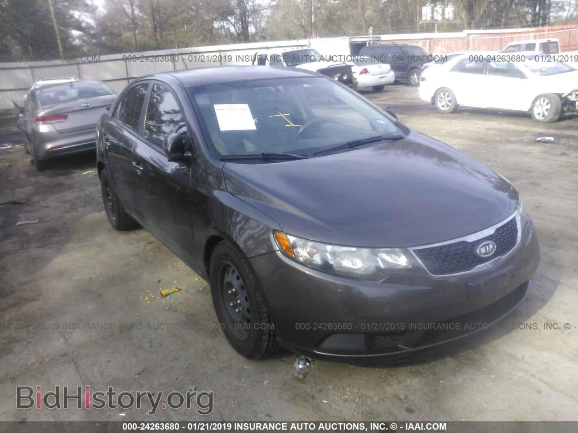 Фотография KNAFU4A22B5450127 - KIA FORTE 2011